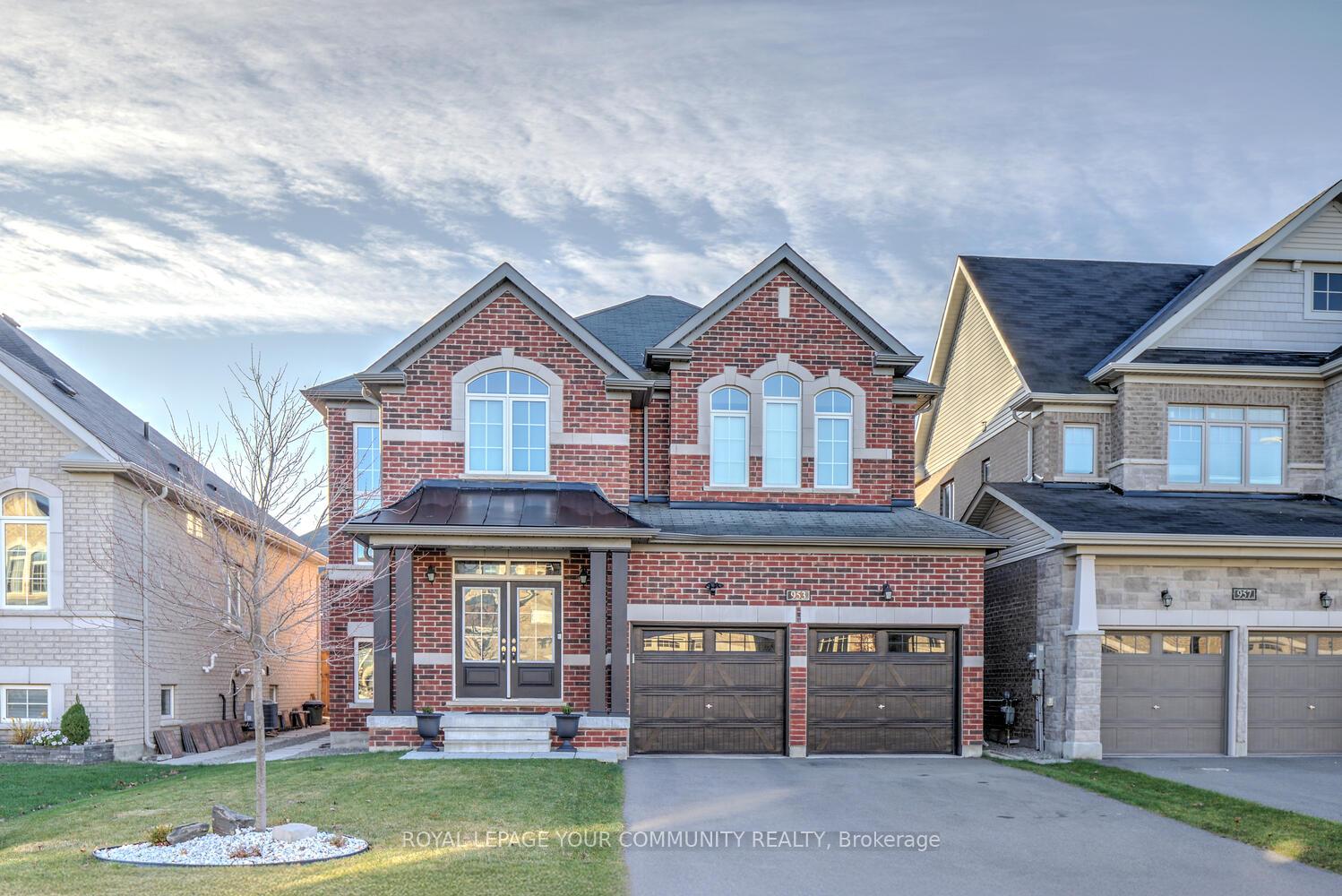 Front of 953 Barton Way