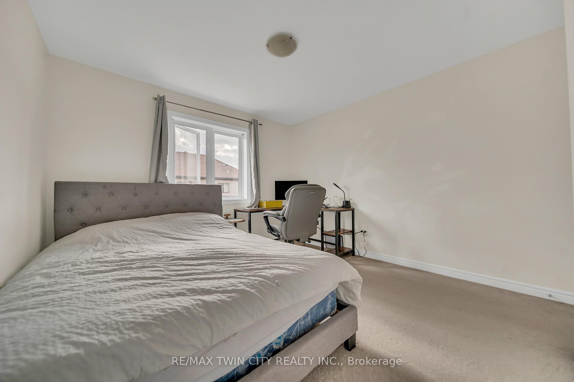 Photo 22 of 190 Eden Oak Trail, Kitchener — HOMEH