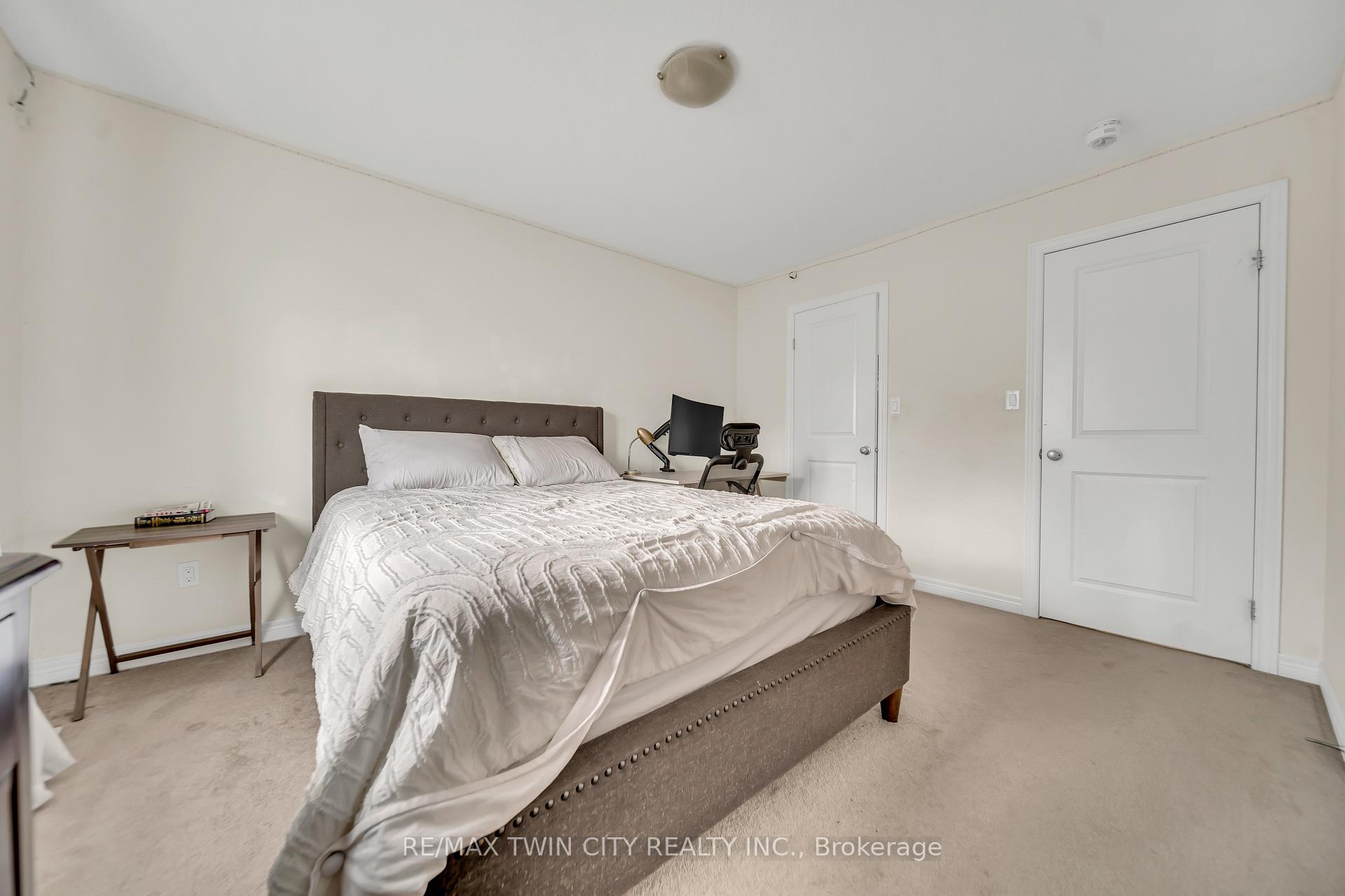 Photo 26 of 190 Eden Oak Trail, Kitchener — HOMEH