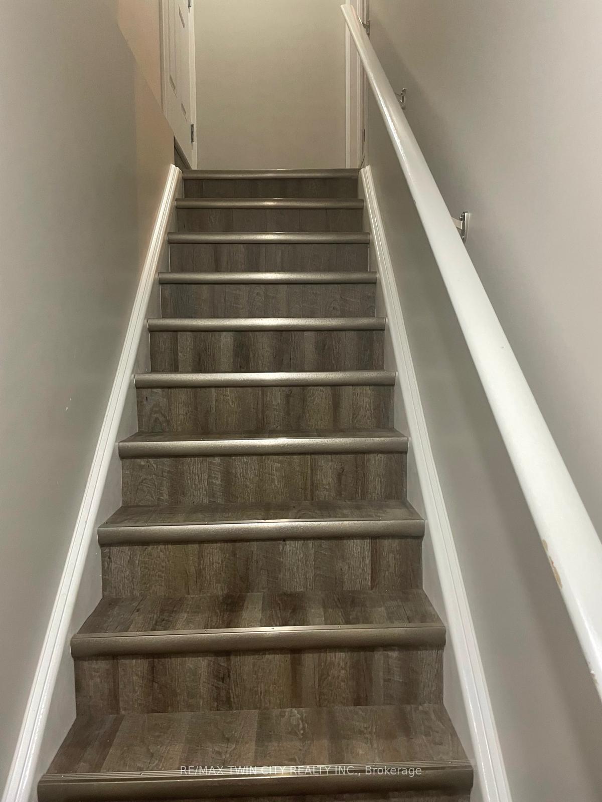 Photo 41 of 190 Eden Oak Trail, Kitchener — HOMEH