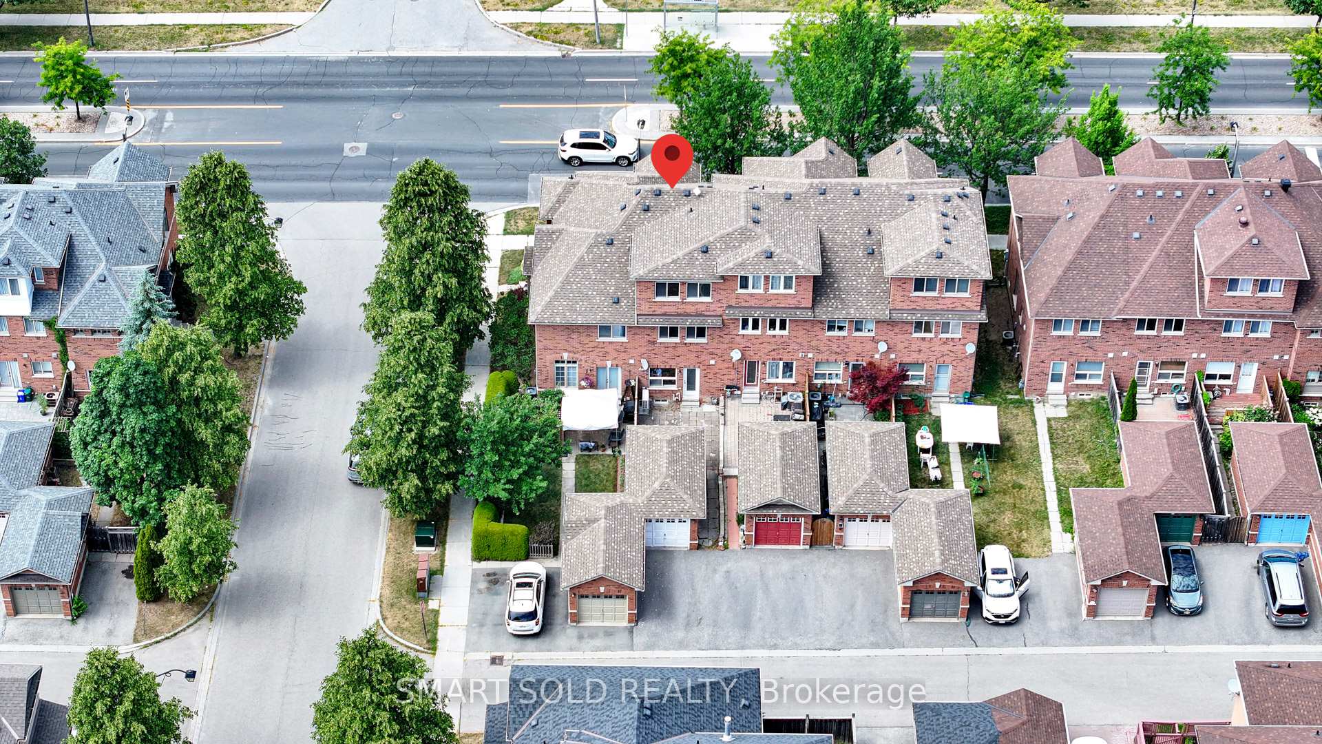 Photo 2 of 75 Bur Oak Avenue, Markham, Berczy — HOMEH