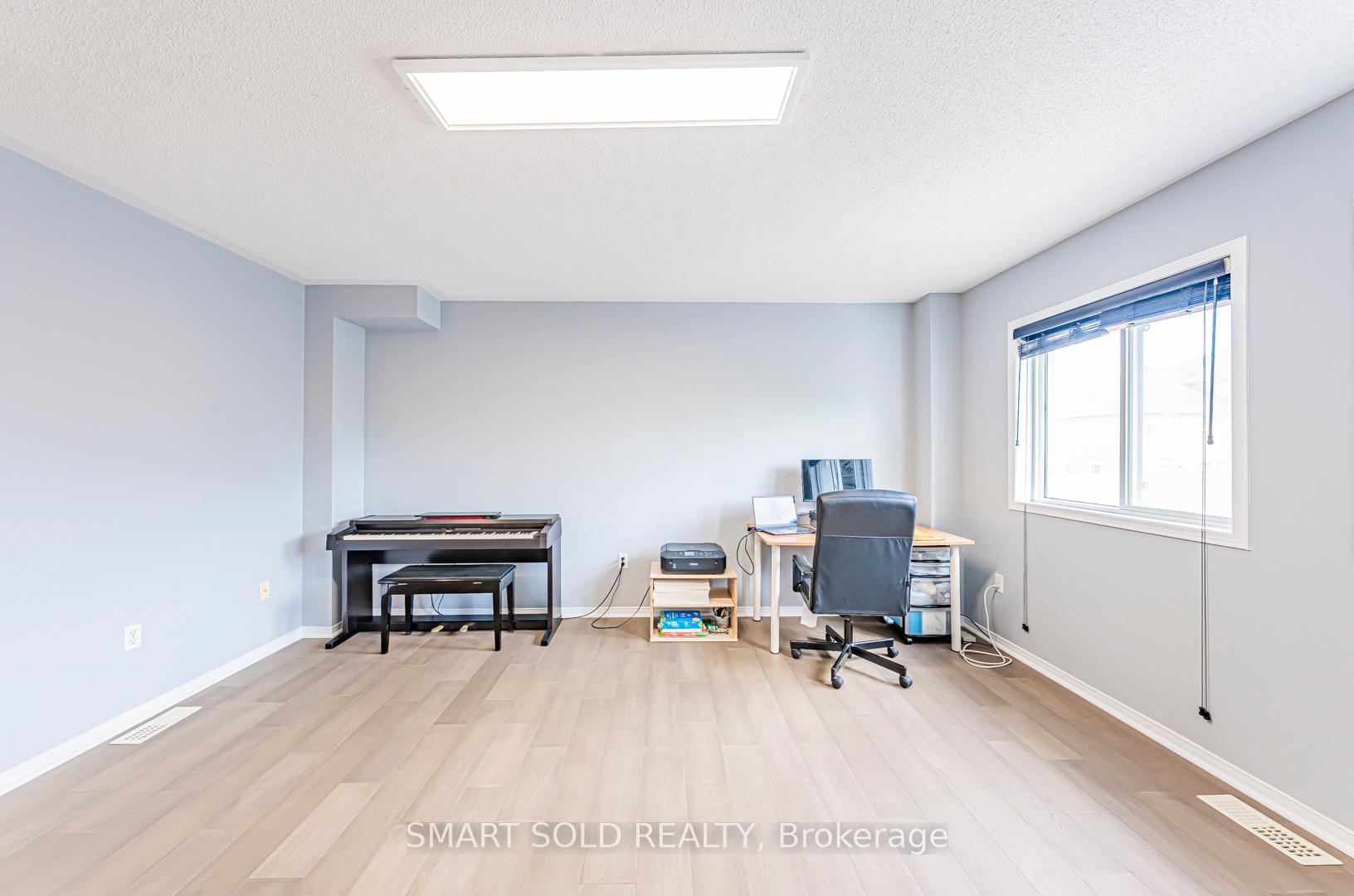 Photo 22 of 75 Bur Oak Avenue, Markham, Berczy — HOMEH