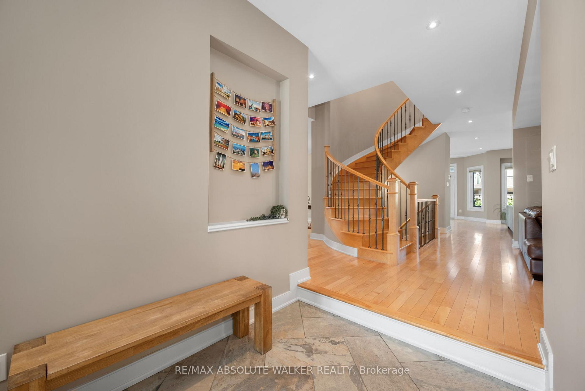 Photo 3 of 241 Madhu Crescent, Ottawa, Mooneys Bay — HOMEH