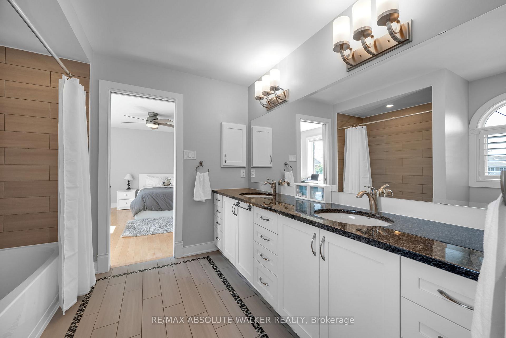 Photo 31 of 241 Madhu Crescent, Ottawa, Mooneys Bay — HOMEH