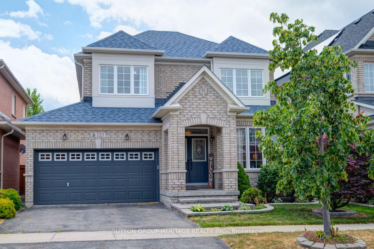 Photo 2 of 123 Oakborough Drive, Markham, Box Grove — HOMEH