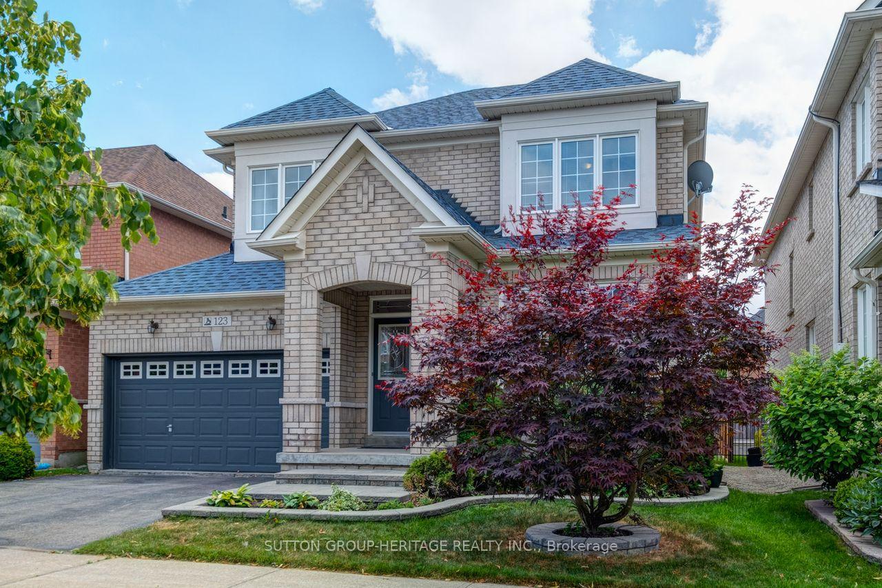 Photo 3 of 123 Oakborough Drive, Markham, Box Grove — HOMEH