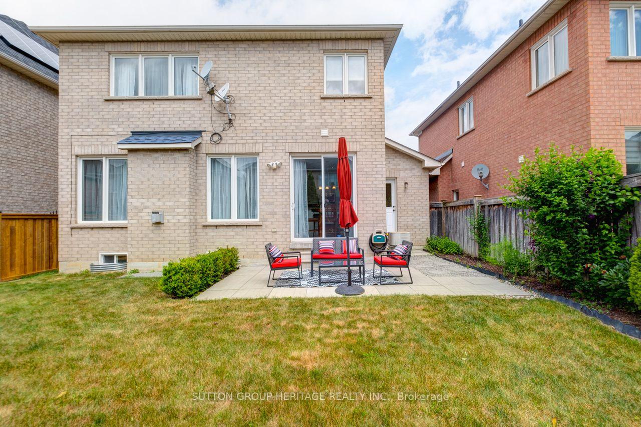 Photo 8 of 123 Oakborough Drive, Markham, Box Grove — HOMEH
