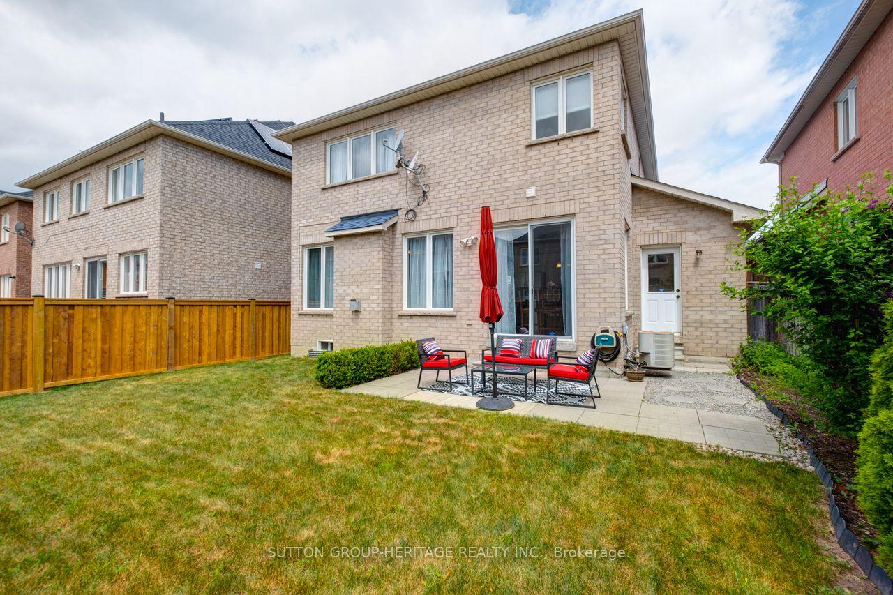 Photo 9 of 123 Oakborough Drive, Markham, Box Grove — HOMEH