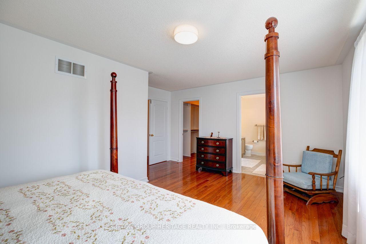 Photo 16 of 123 Oakborough Drive, Markham, Box Grove — HOMEH