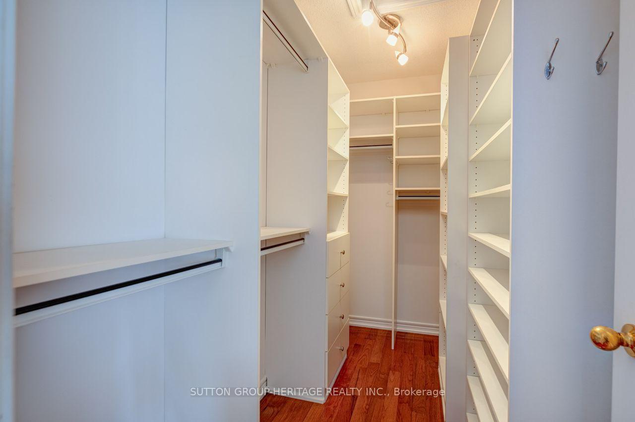 Photo 20 of 123 Oakborough Drive, Markham, Box Grove — HOMEH