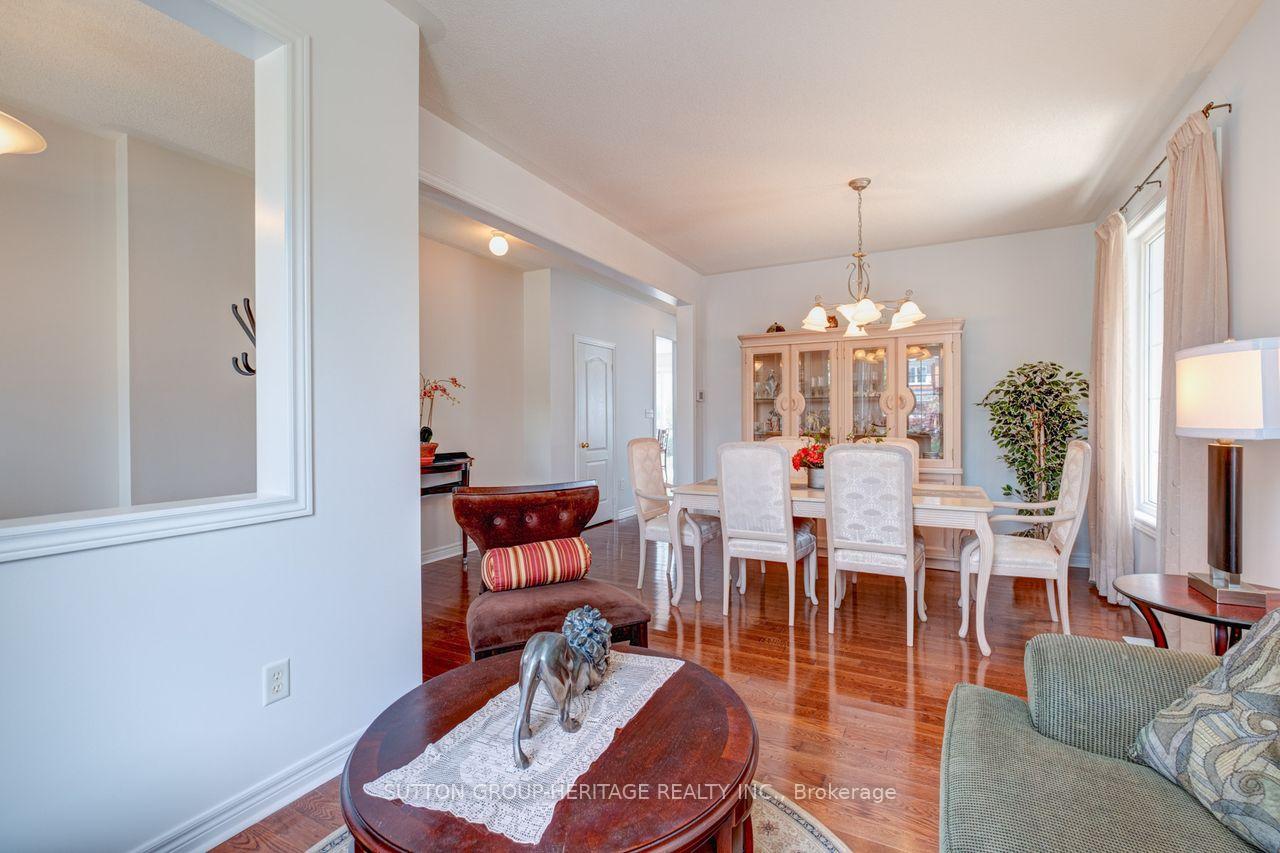 Photo 28 of 123 Oakborough Drive, Markham, Box Grove — HOMEH