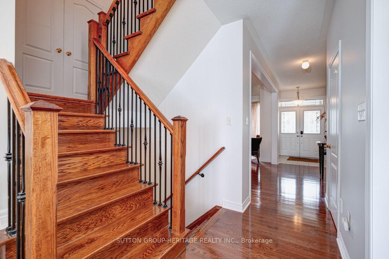 Photo 29 of 123 Oakborough Drive, Markham, Box Grove — HOMEH