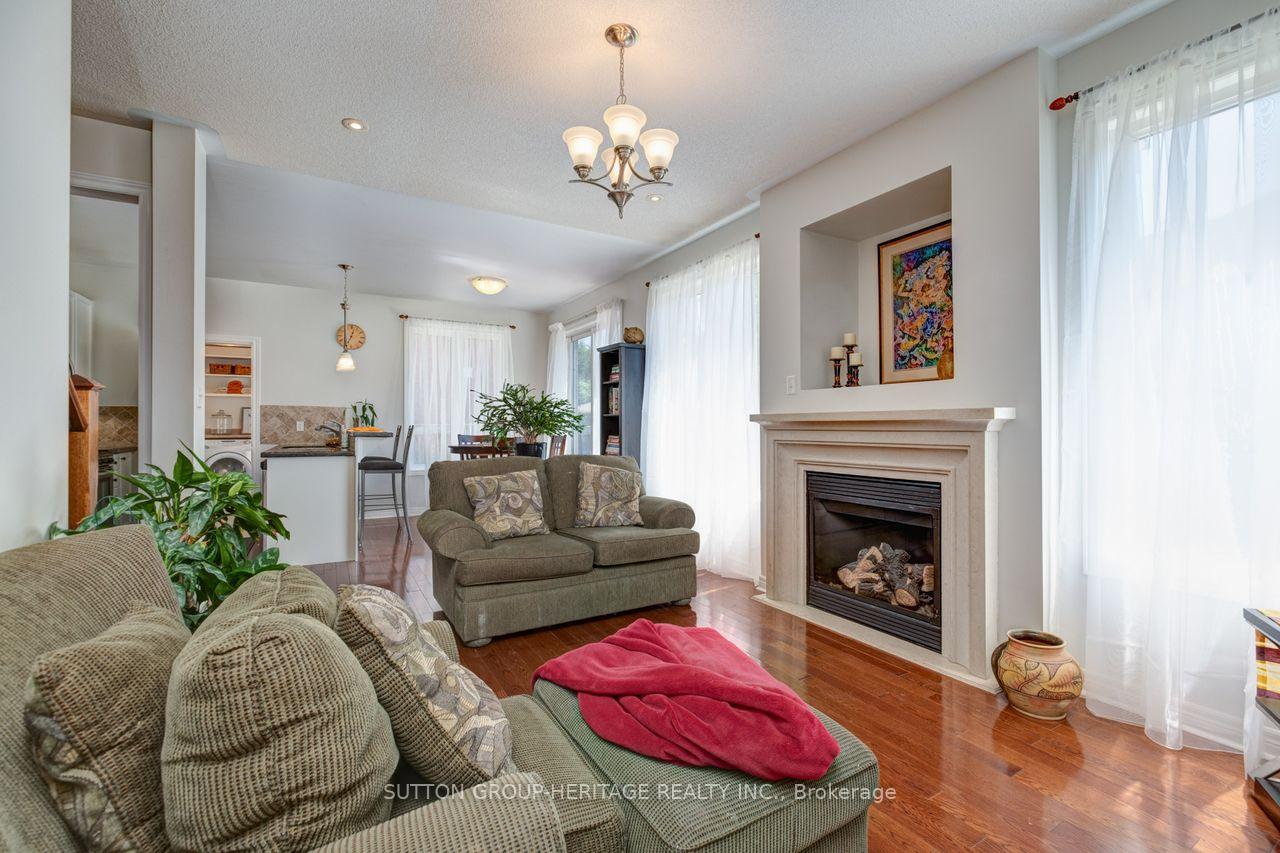Photo 32 of 123 Oakborough Drive, Markham, Box Grove — HOMEH