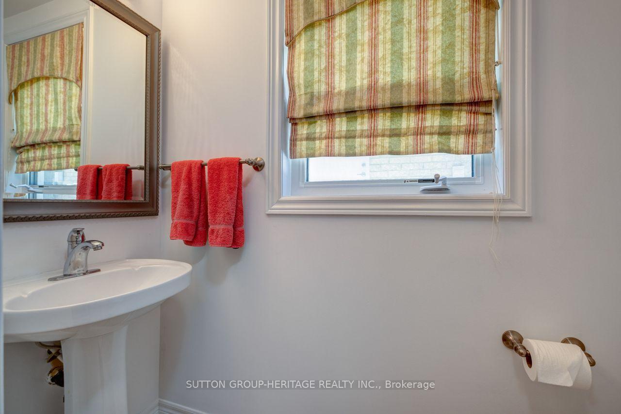 Photo 38 of 123 Oakborough Drive, Markham, Box Grove — HOMEH