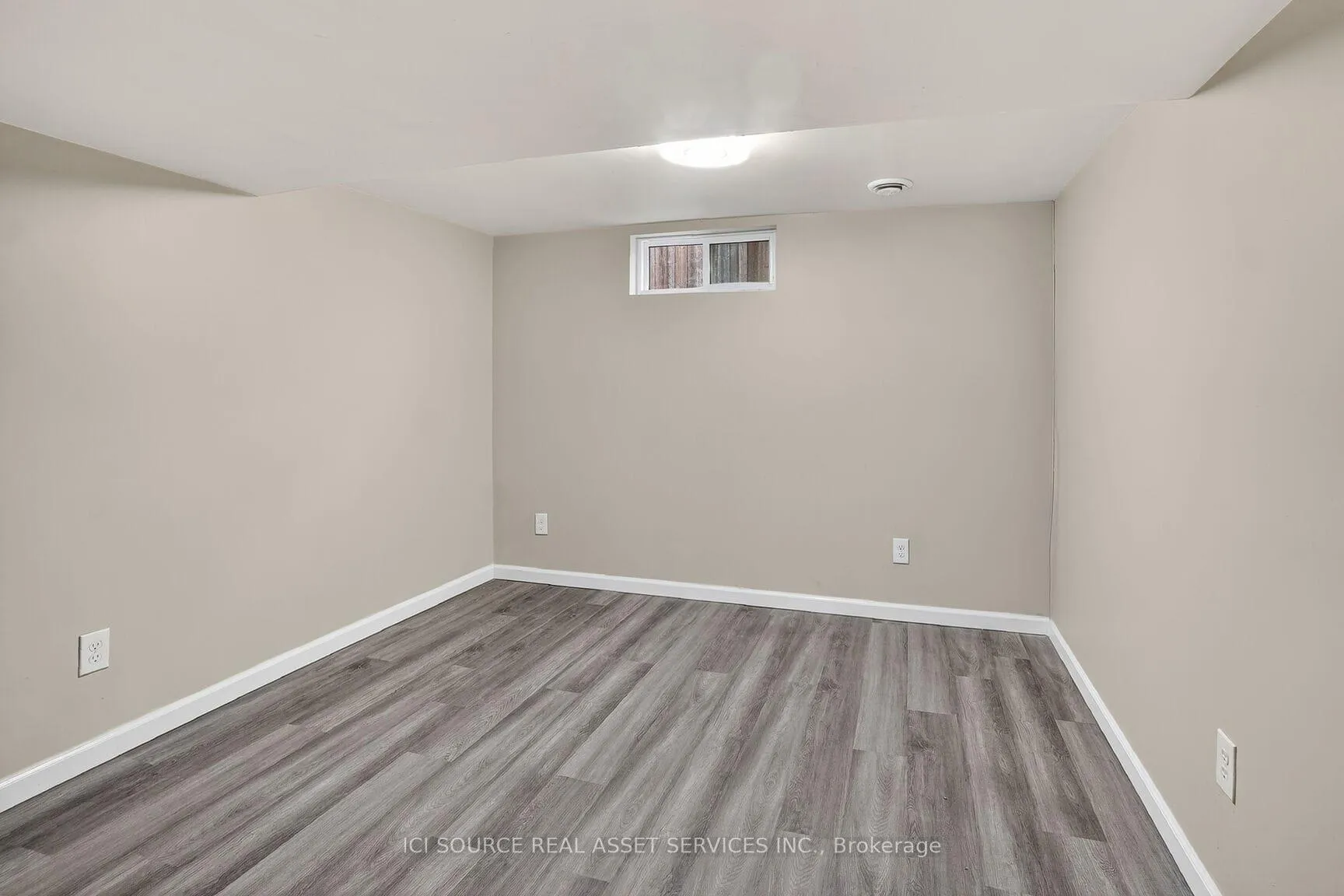 Photo 17 of 1393 Claymor Avenue, Ottawa, Carleton Square — HOMEH