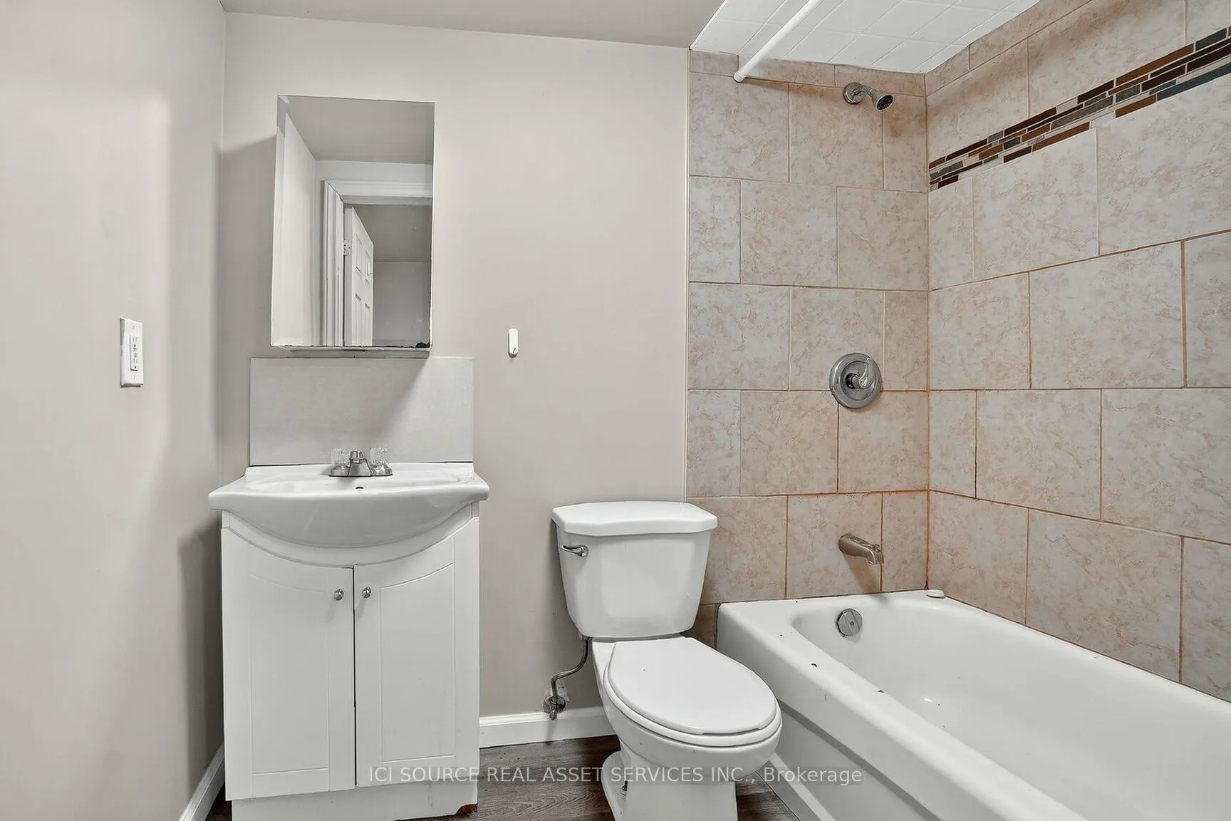 Photo 20 of 1393 Claymor Avenue, Ottawa, Carleton Square — HOMEH