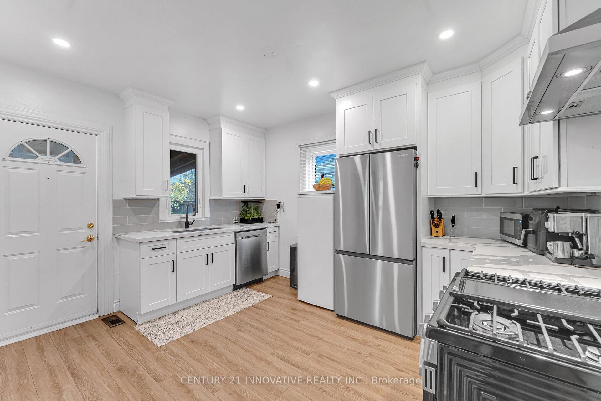 Photo 8 of 39 Delena Avenue N, Hamilton, McQuesten — HOMEH