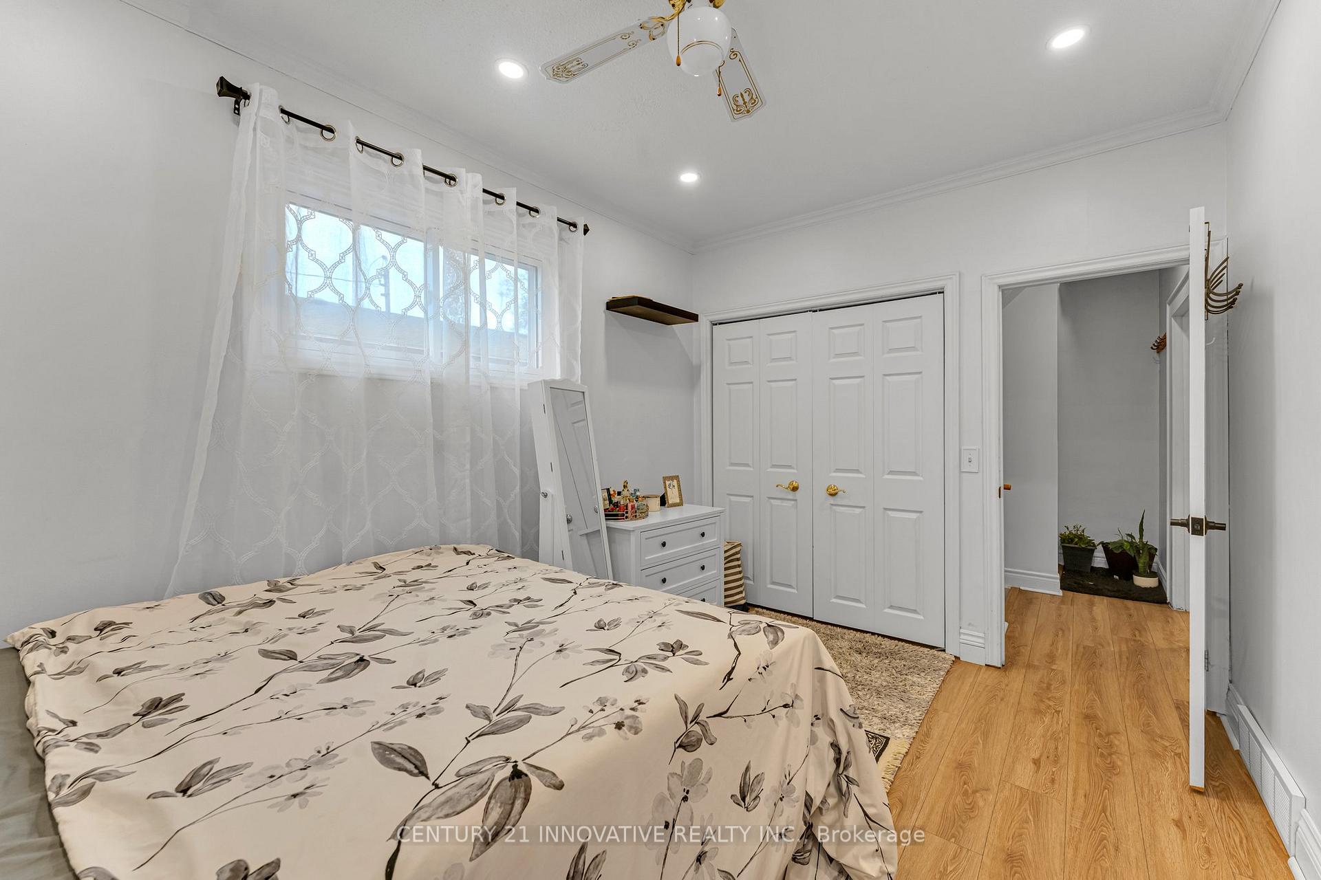 Photo 15 of 39 Delena Avenue N, Hamilton, McQuesten — HOMEH