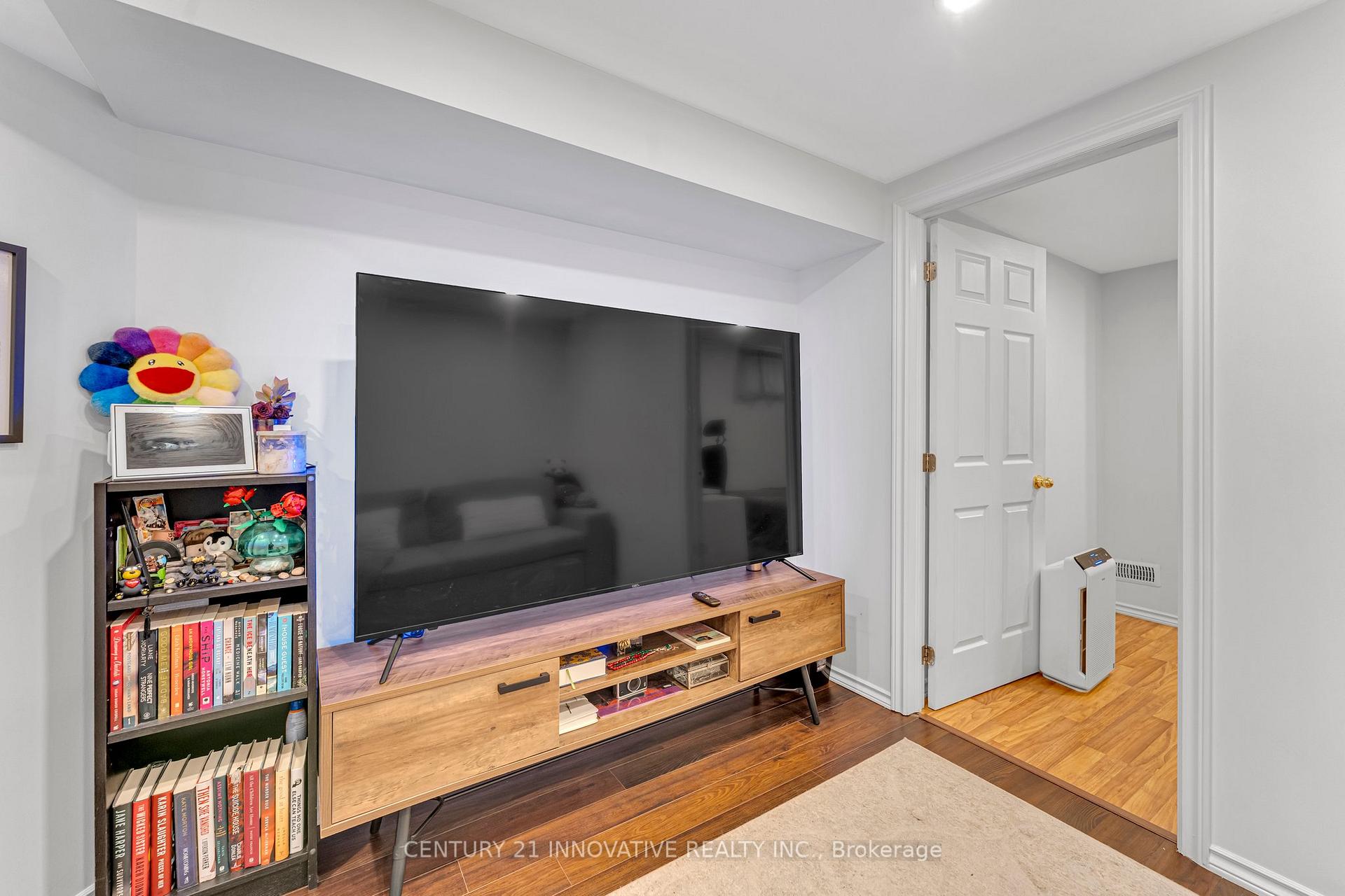 Photo 18 of 39 Delena Avenue N, Hamilton, McQuesten — HOMEH