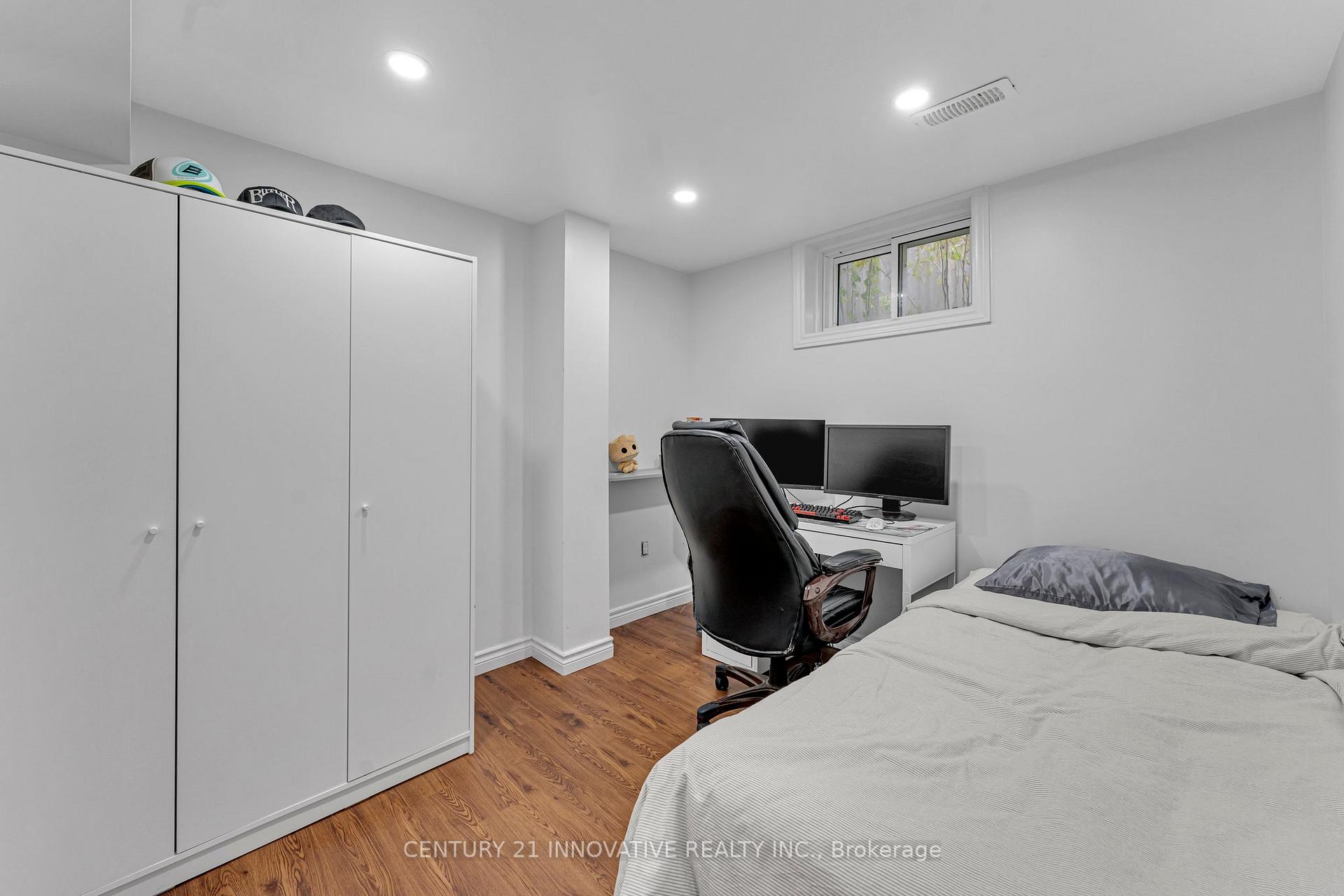 Photo 22 of 39 Delena Avenue N, Hamilton, McQuesten — HOMEH