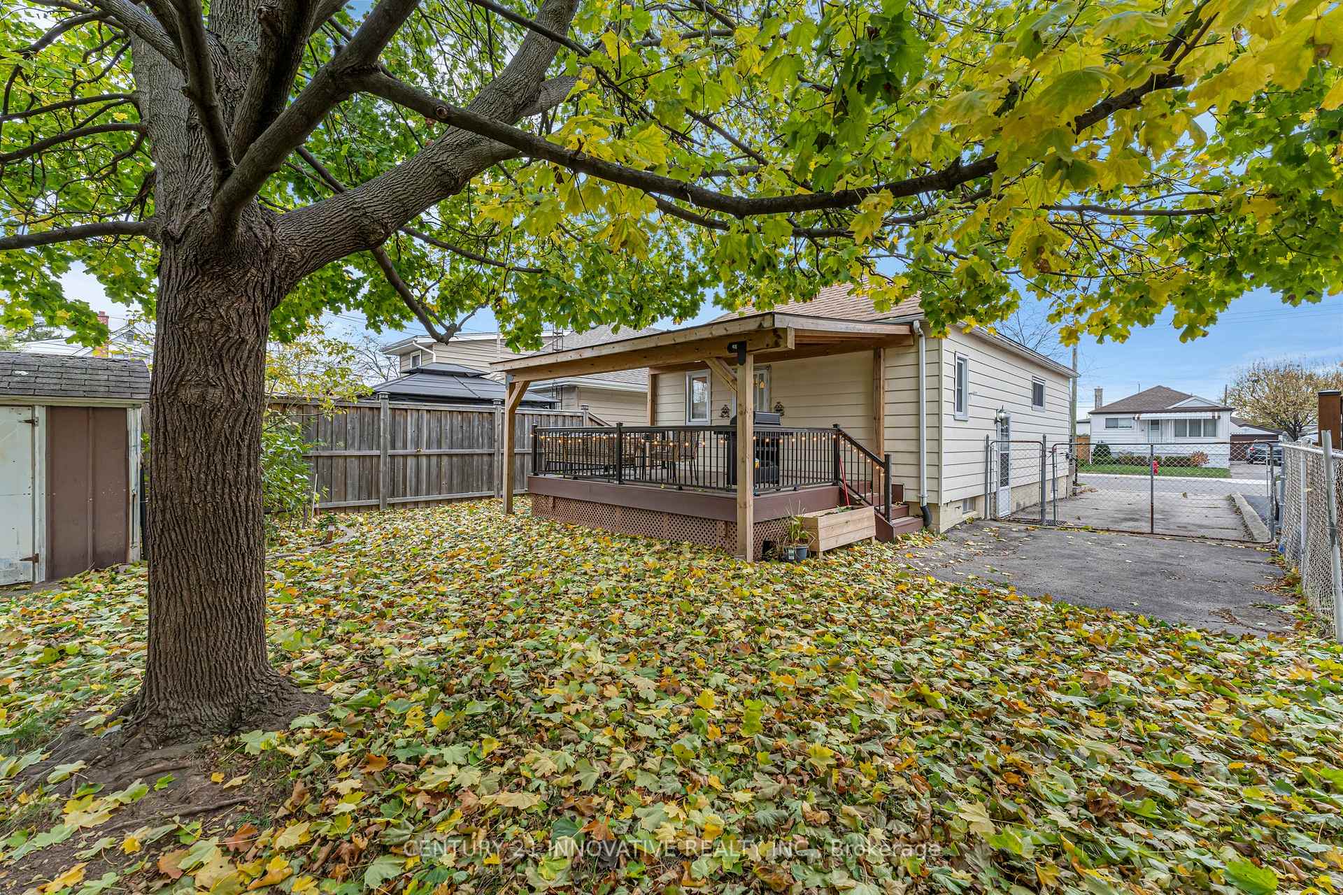 Photo 30 of 39 Delena Avenue N, Hamilton, McQuesten — HOMEH