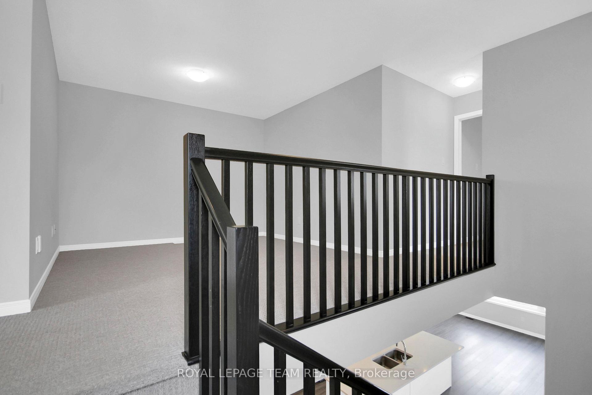 Photo 22 of 343 Cope Drive, Ottawa, Kanata - Emerald Meadows/Trailwest — HOMEH