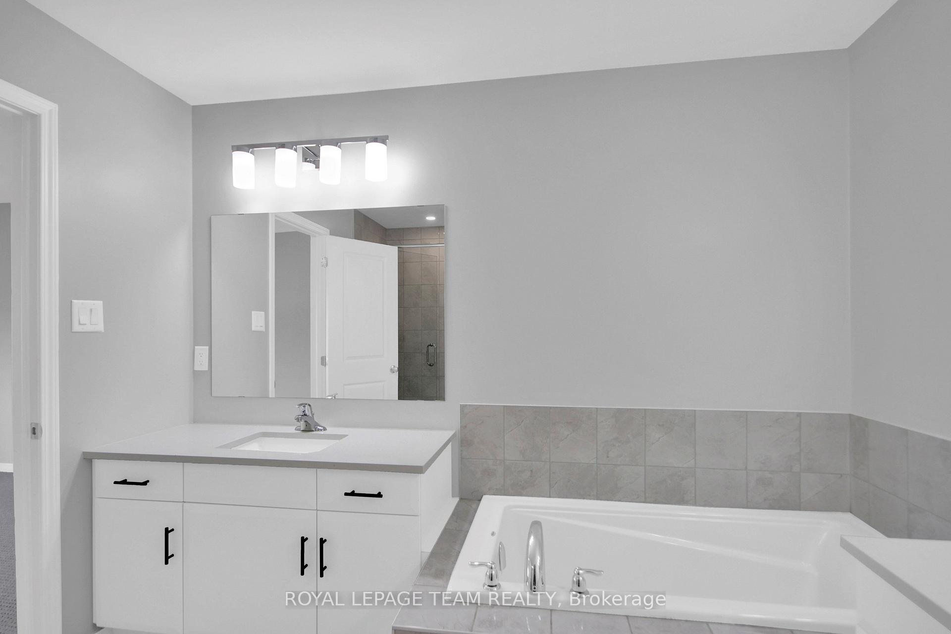 Photo 31 of 343 Cope Drive, Ottawa, Kanata - Emerald Meadows/Trailwest — HOMEH