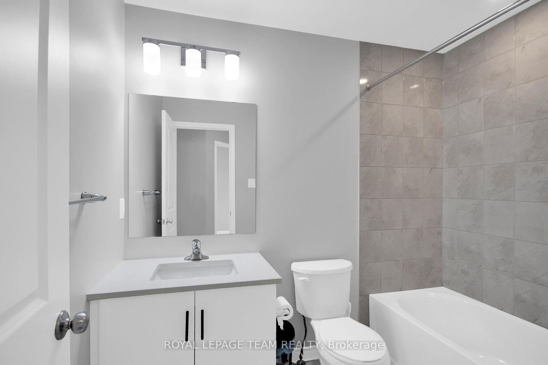 Photo 34 of 343 Cope Drive, Ottawa, Kanata - Emerald Meadows/Trailwest — HOMEH