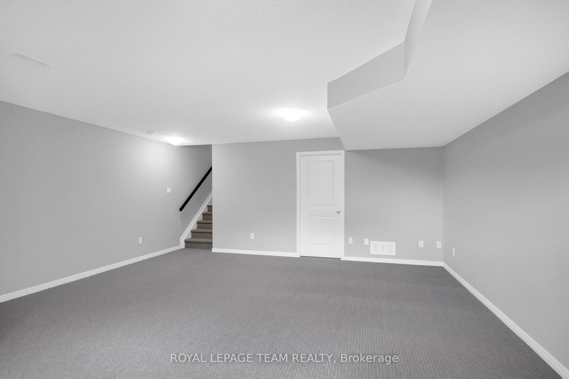Photo 39 of 343 Cope Drive, Ottawa, Kanata - Emerald Meadows/Trailwest — HOMEH