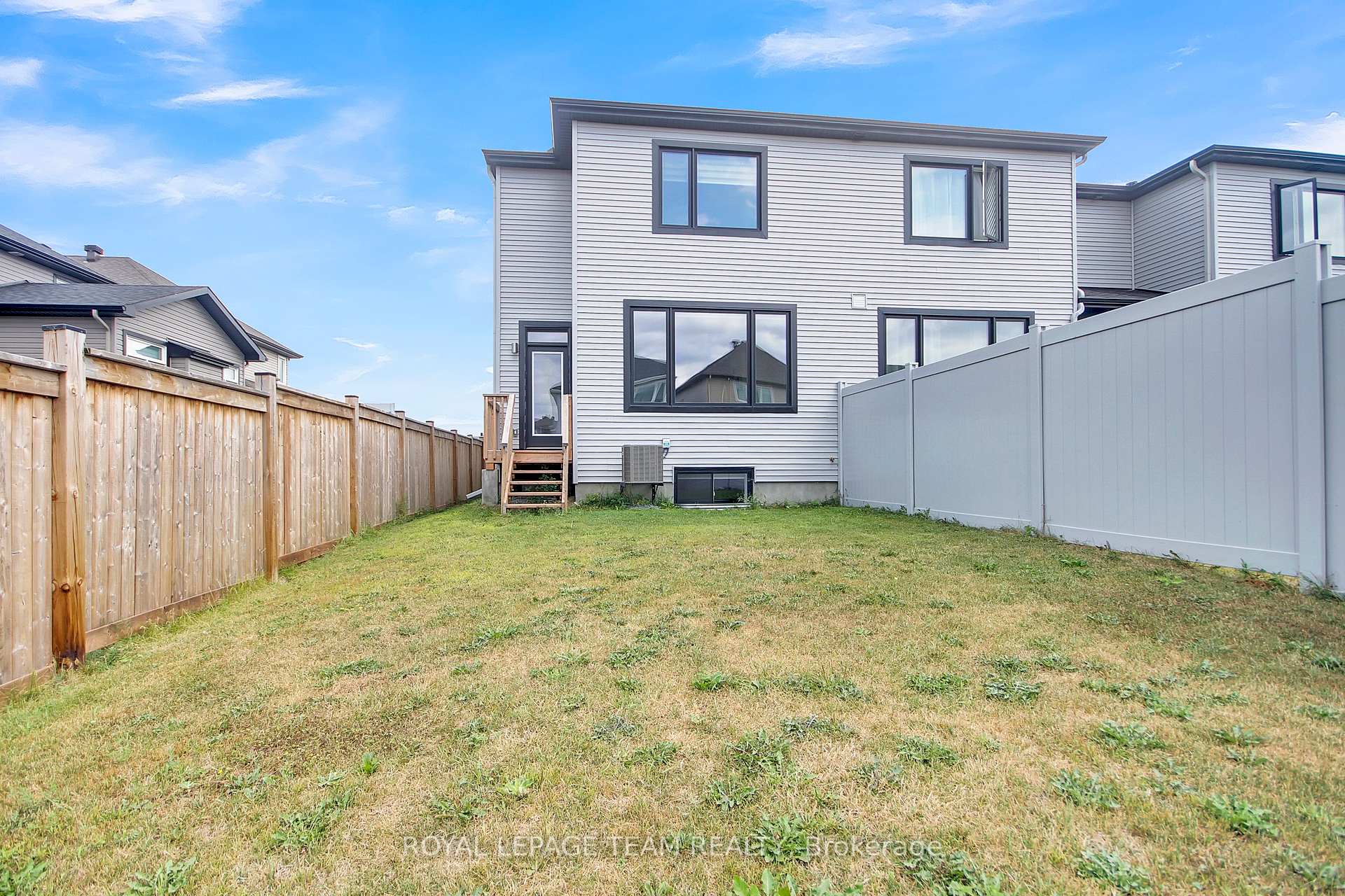 Photo 42 of 343 Cope Drive, Ottawa, Kanata - Emerald Meadows/Trailwest — HOMEH