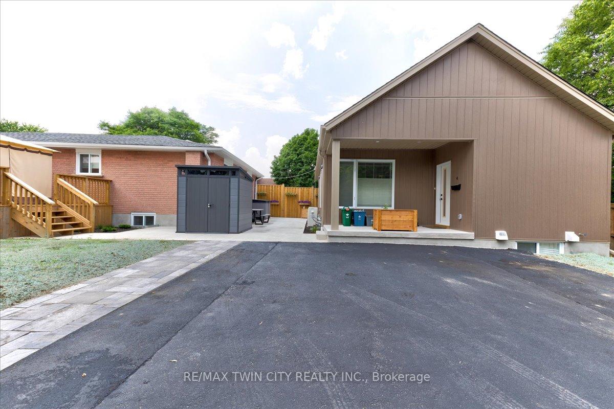 Photo 28 of 2 Pipers Green Court, Kitchener — HOMEH