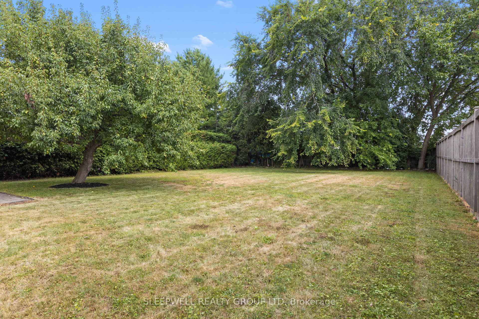 Photo 36 of 974 Falaise Road, Ottawa, Carleton Heights — HOMEH