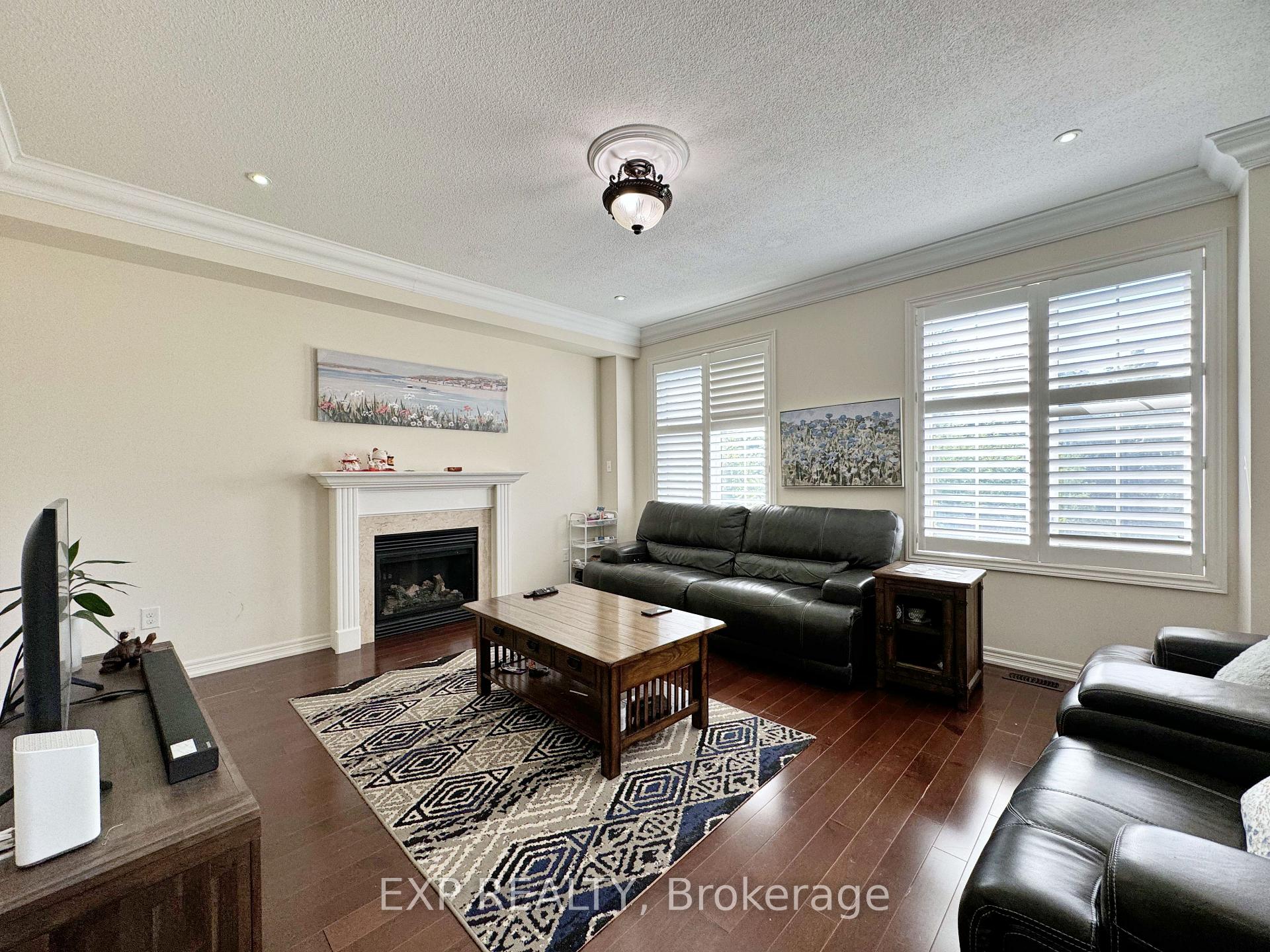 Photo 5 of 98 Fred Mclaren Boulevard, Markham, Wismer — HOMEH