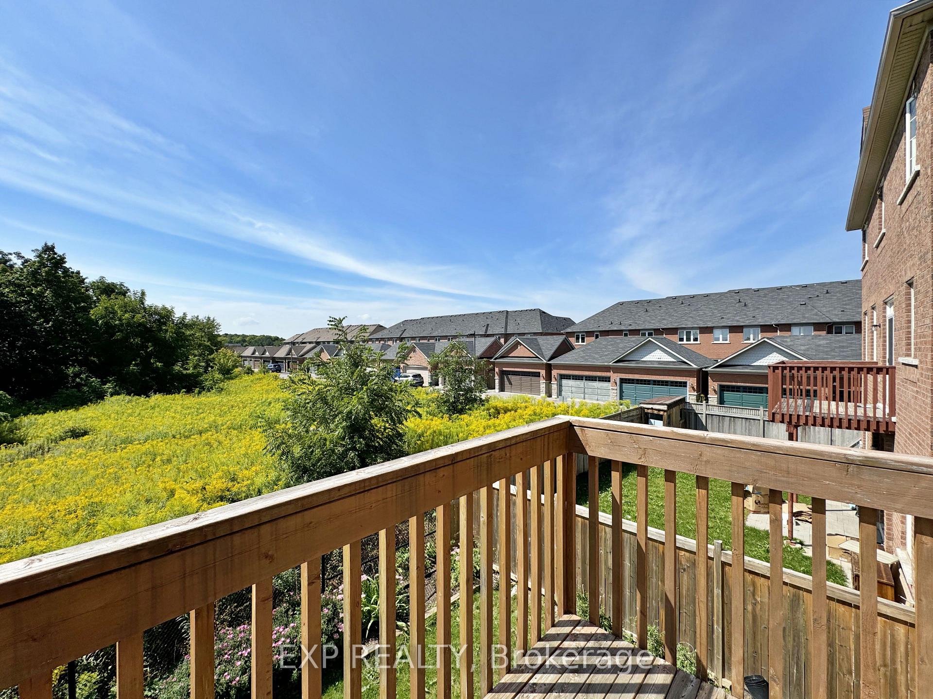 Photo 15 of 98 Fred Mclaren Boulevard, Markham, Wismer — HOMEH