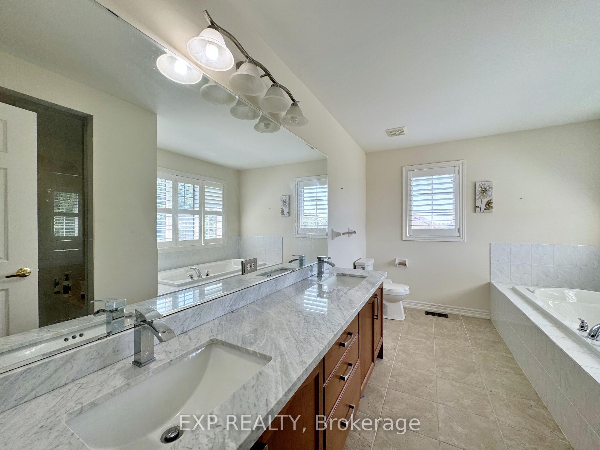 Photo 17 of 98 Fred Mclaren Boulevard, Markham, Wismer — HOMEH