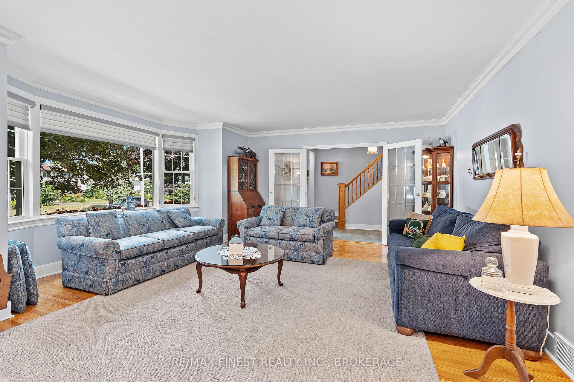 Photo 7 of 23 Stormont Avenue, Kingston, West of Sir John A. Blvd — HOMEH