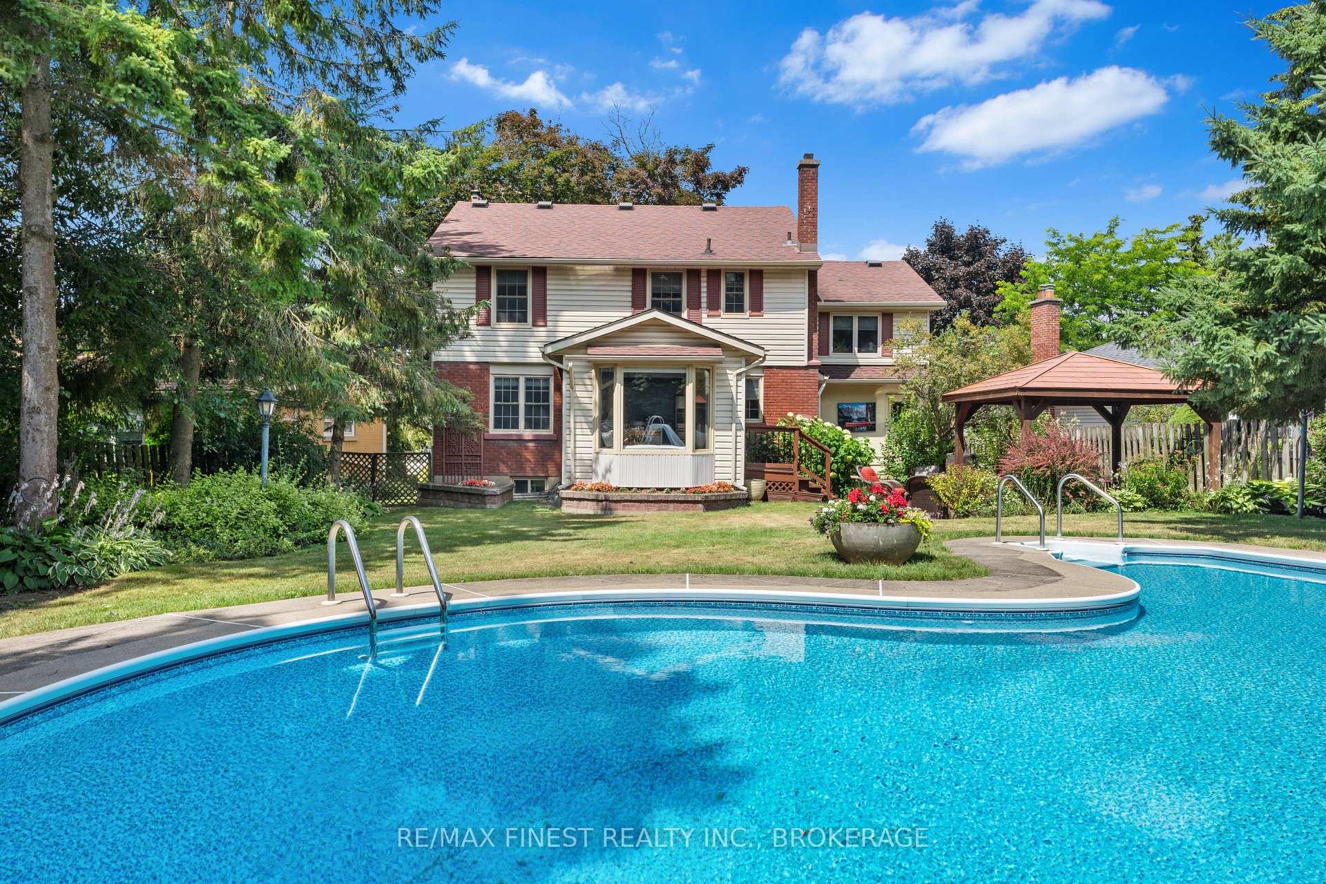 Photo 40 of 23 Stormont Avenue, Kingston, West of Sir John A. Blvd — HOMEH