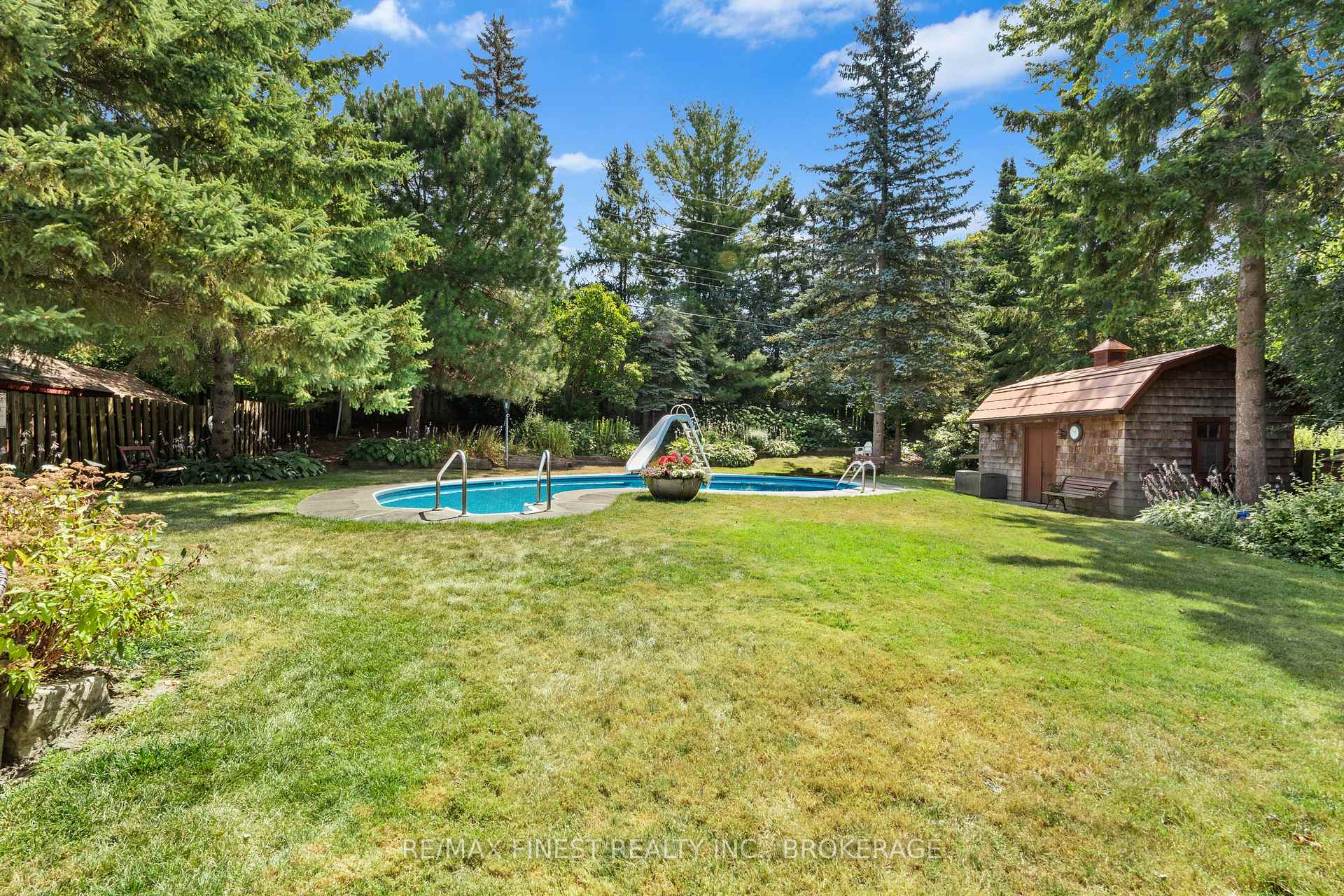 Photo 43 of 23 Stormont Avenue, Kingston, West of Sir John A. Blvd — HOMEH