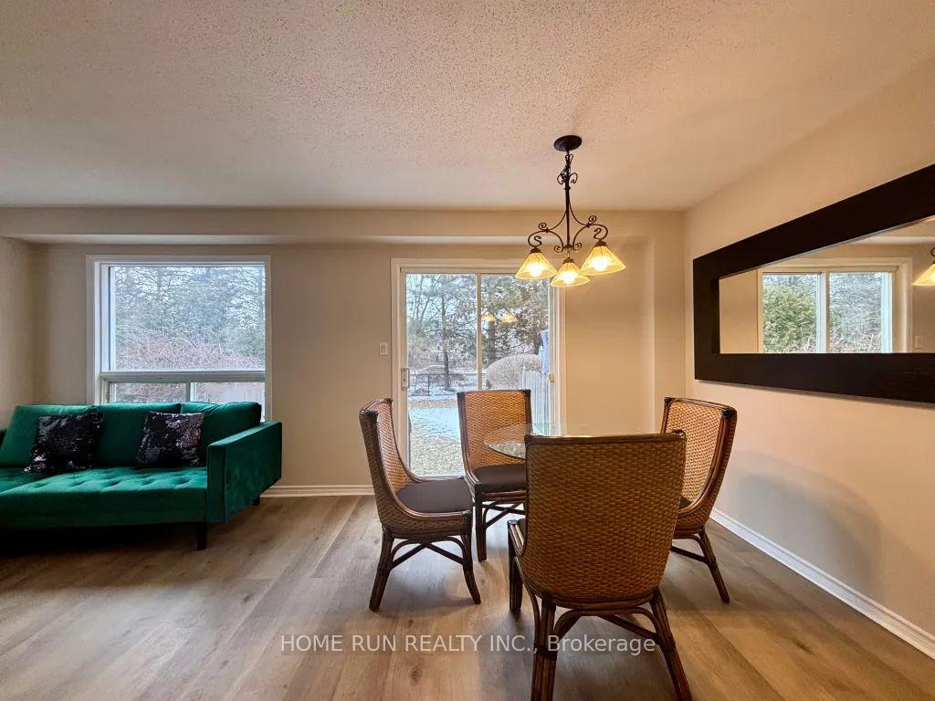 Photo 9 of 12 Blackdome Crescent, Ottawa, Kanata - Kanata Lakes/Heritage Hills — HOMEH