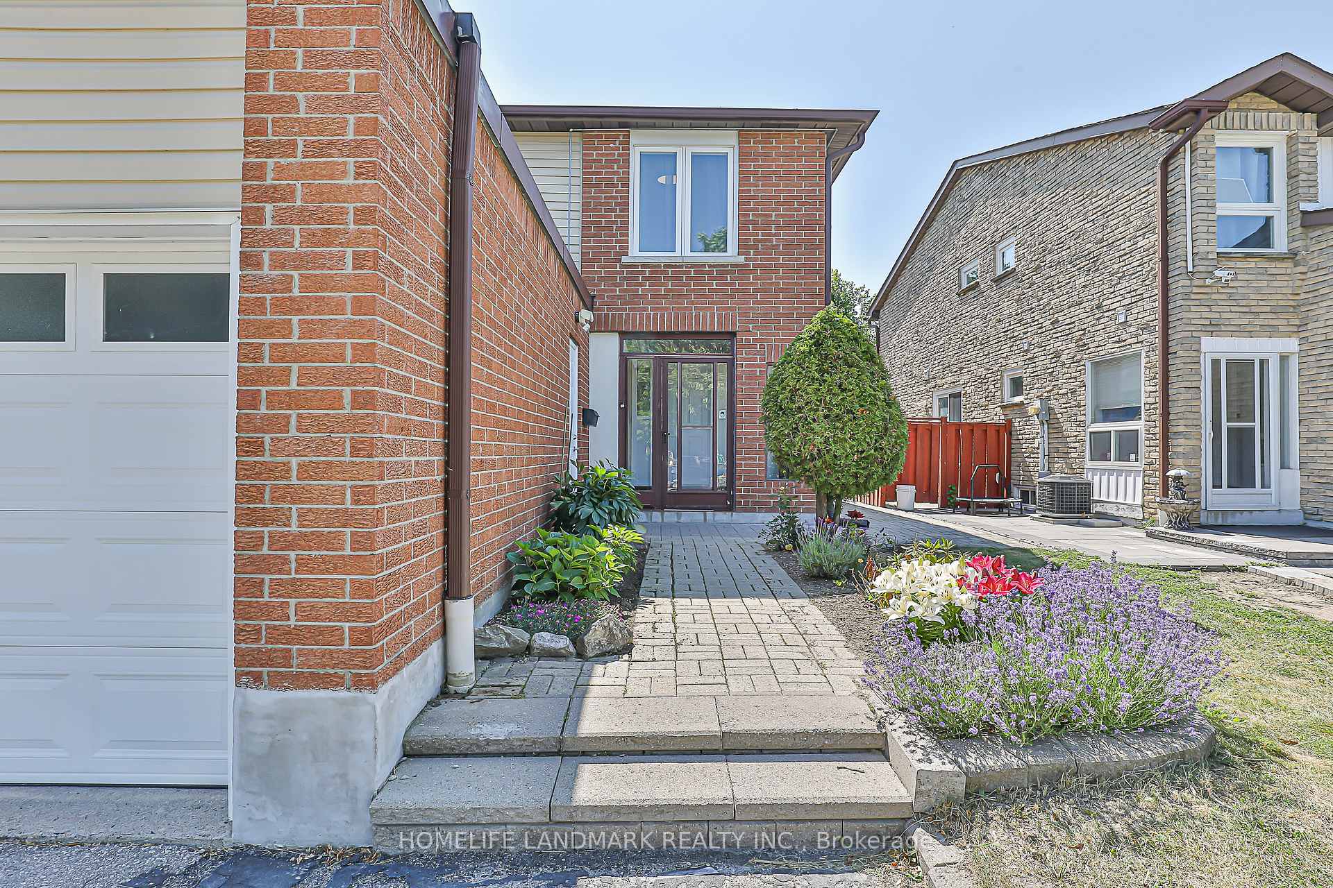 Photo 12 of 103 Fullerton Crescent, Markham, Milliken Mills West — HOMEH