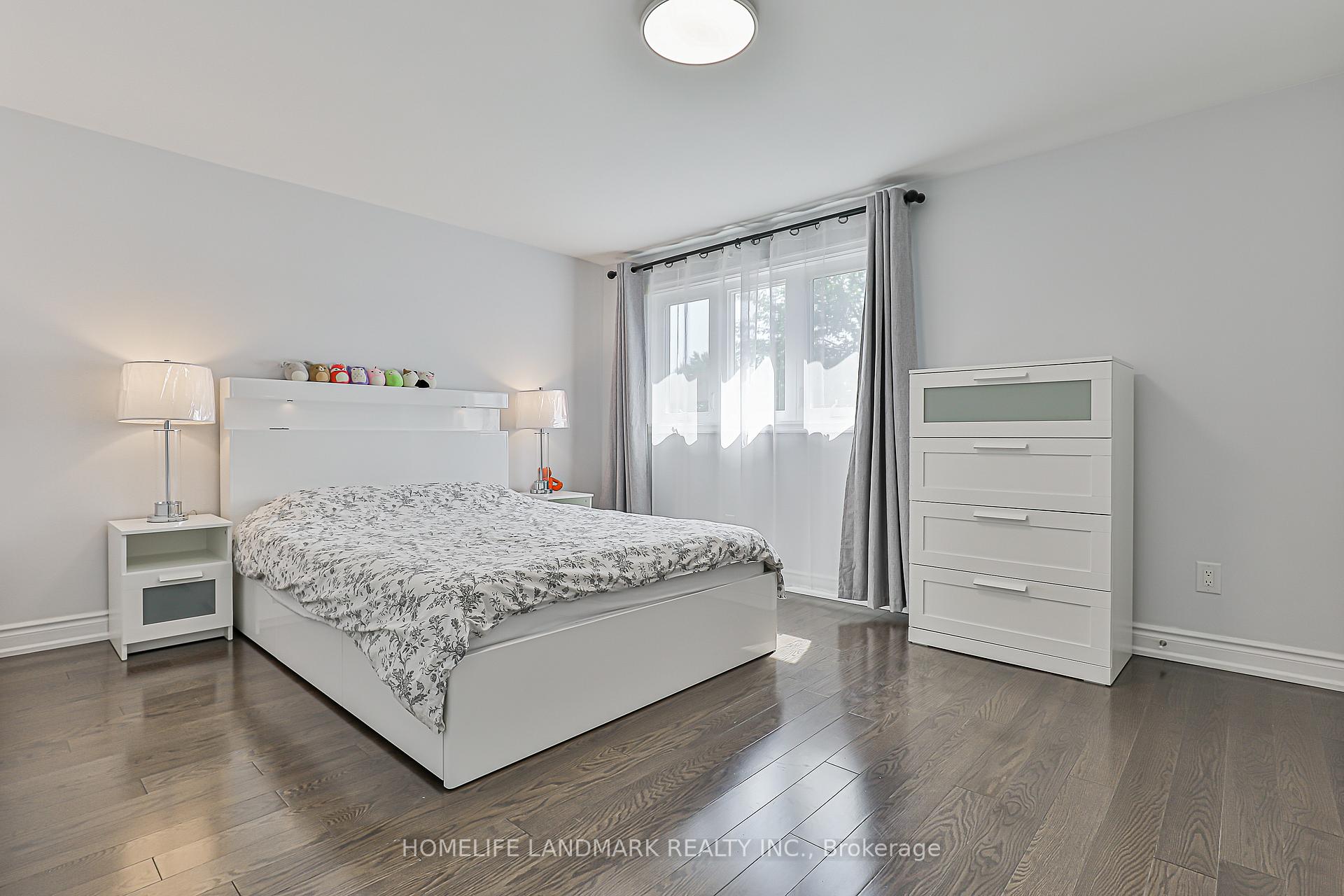 Photo 19 of 103 Fullerton Crescent, Markham, Milliken Mills West — HOMEH