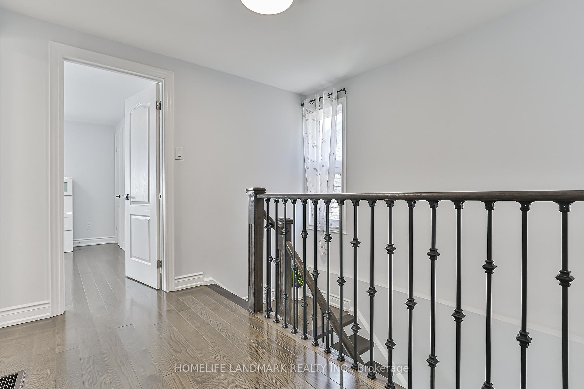 Photo 24 of 103 Fullerton Crescent, Markham, Milliken Mills West — HOMEH