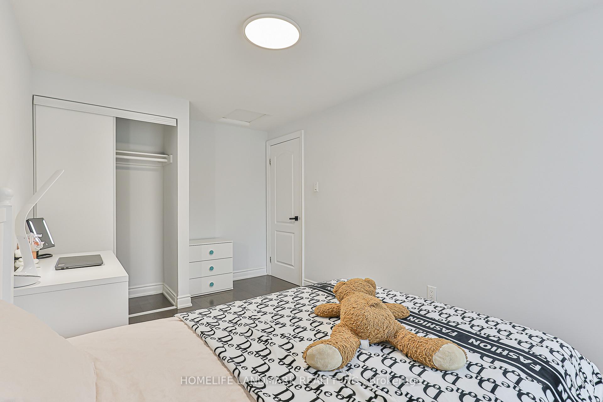 Photo 32 of 103 Fullerton Crescent, Markham, Milliken Mills West — HOMEH