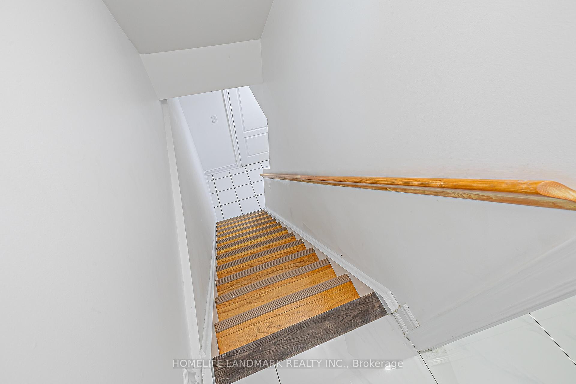 Photo 43 of 103 Fullerton Crescent, Markham, Milliken Mills West — HOMEH