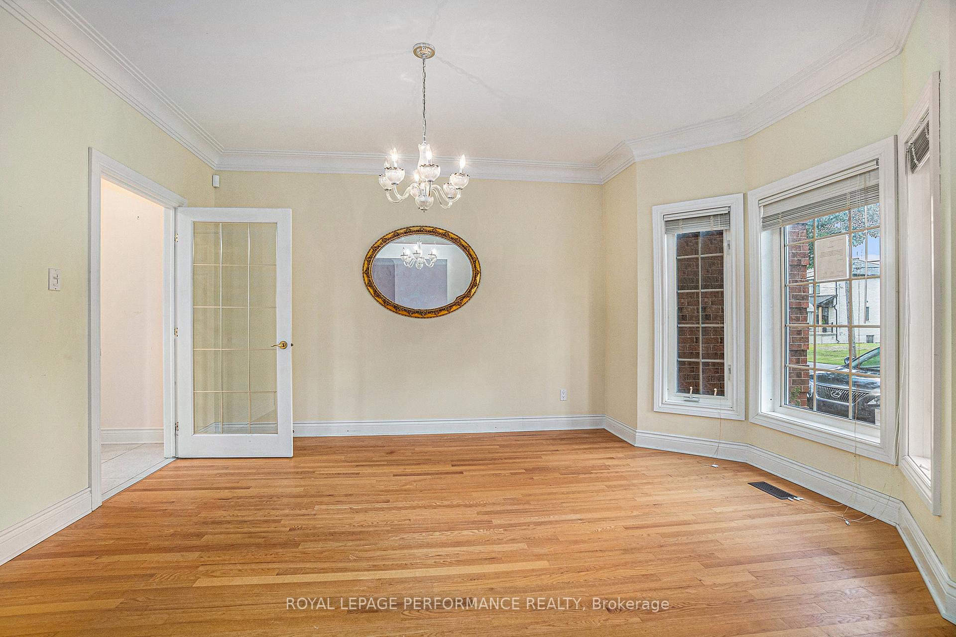 Photo 5 of 1702 Ortona Avenue, Ottawa, Carleton Heights — HOMEH