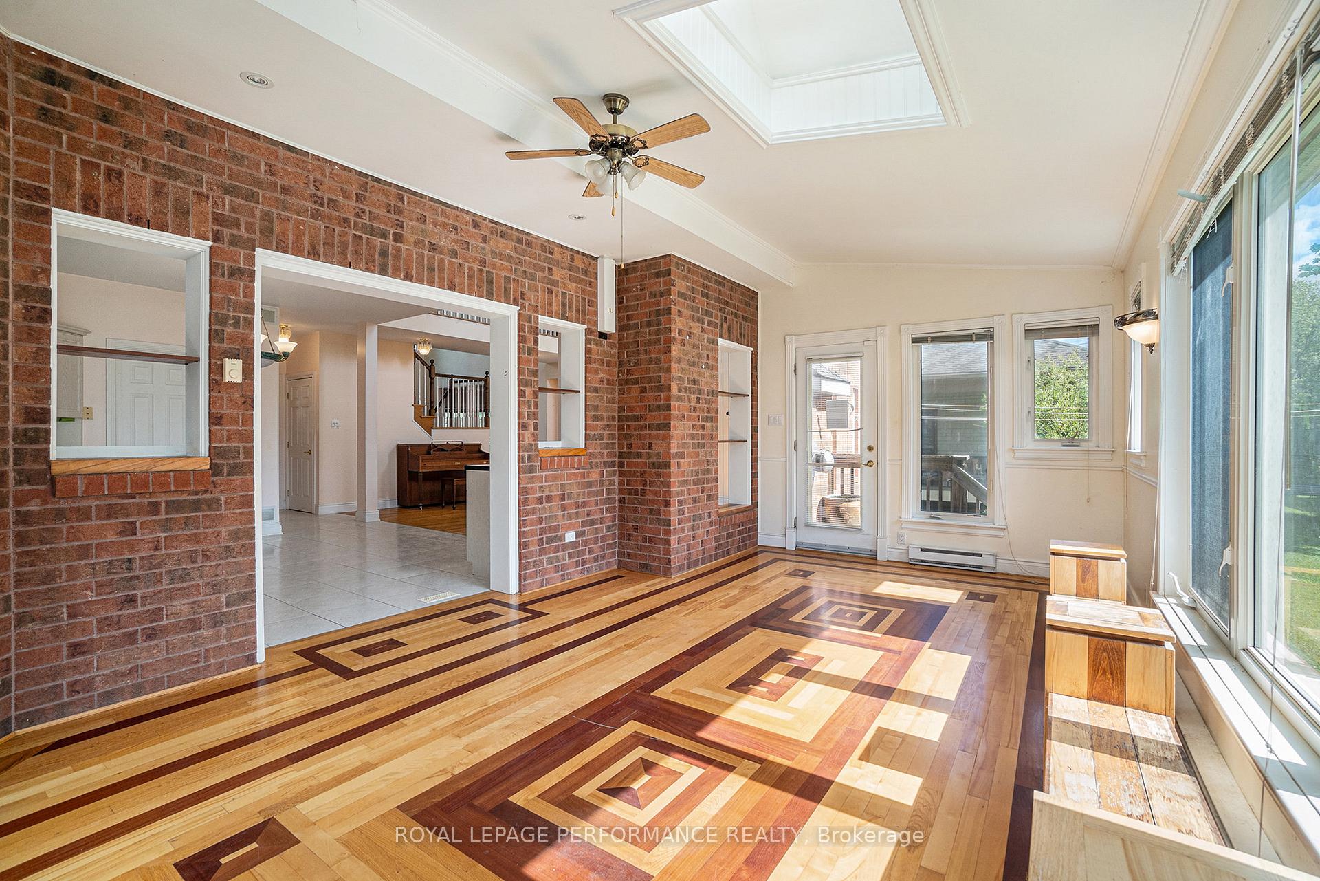 Photo 12 of 1702 Ortona Avenue, Ottawa, Carleton Heights — HOMEH