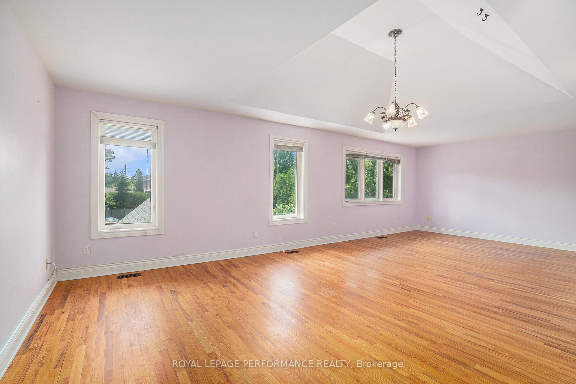 Photo 16 of 1702 Ortona Avenue, Ottawa, Carleton Heights — HOMEH