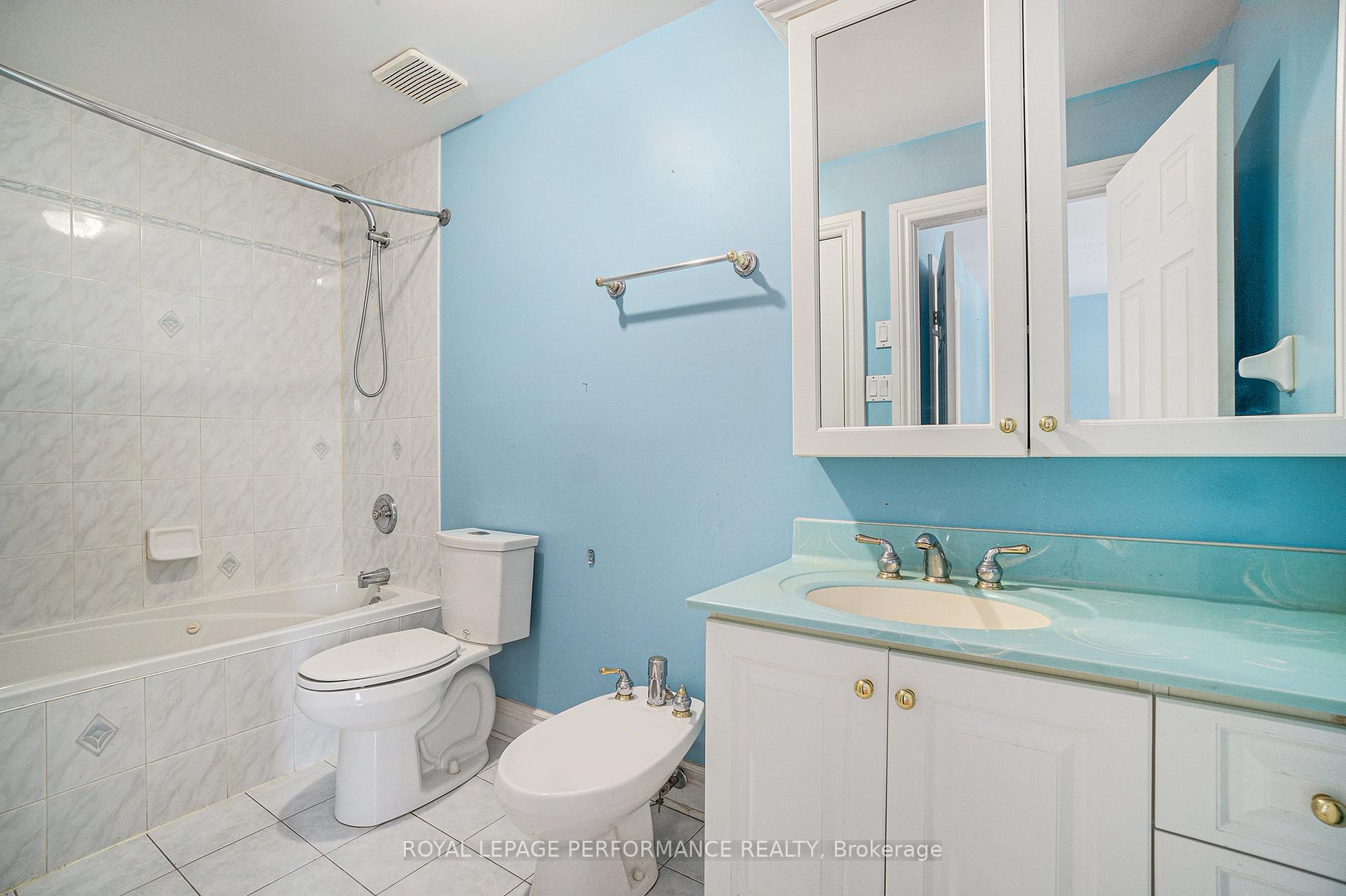 Photo 21 of 1702 Ortona Avenue, Ottawa, Carleton Heights — HOMEH