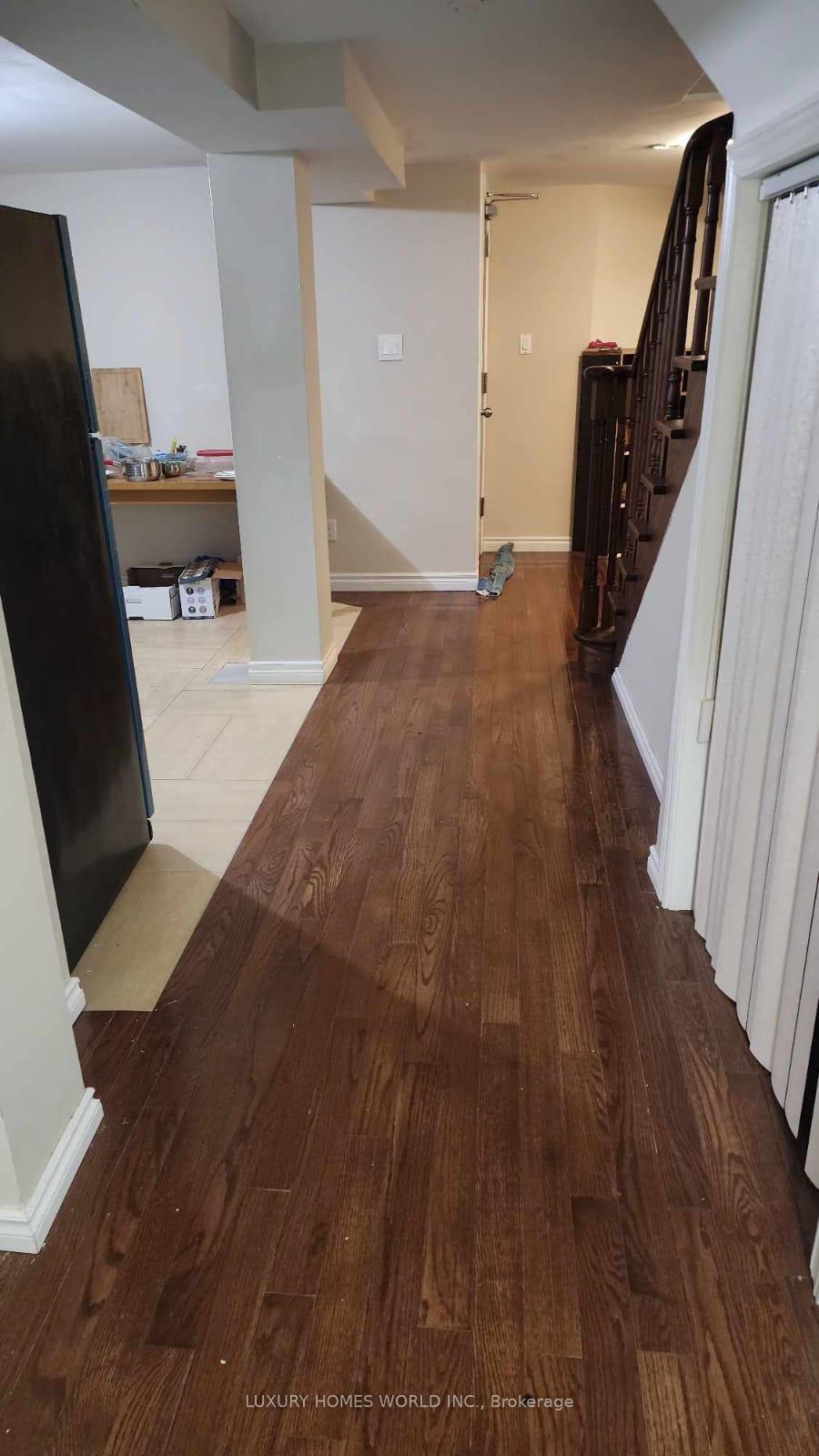 Photo 2 of 17 Eastvale Drive, Markham, Cedarwood — HOMEH