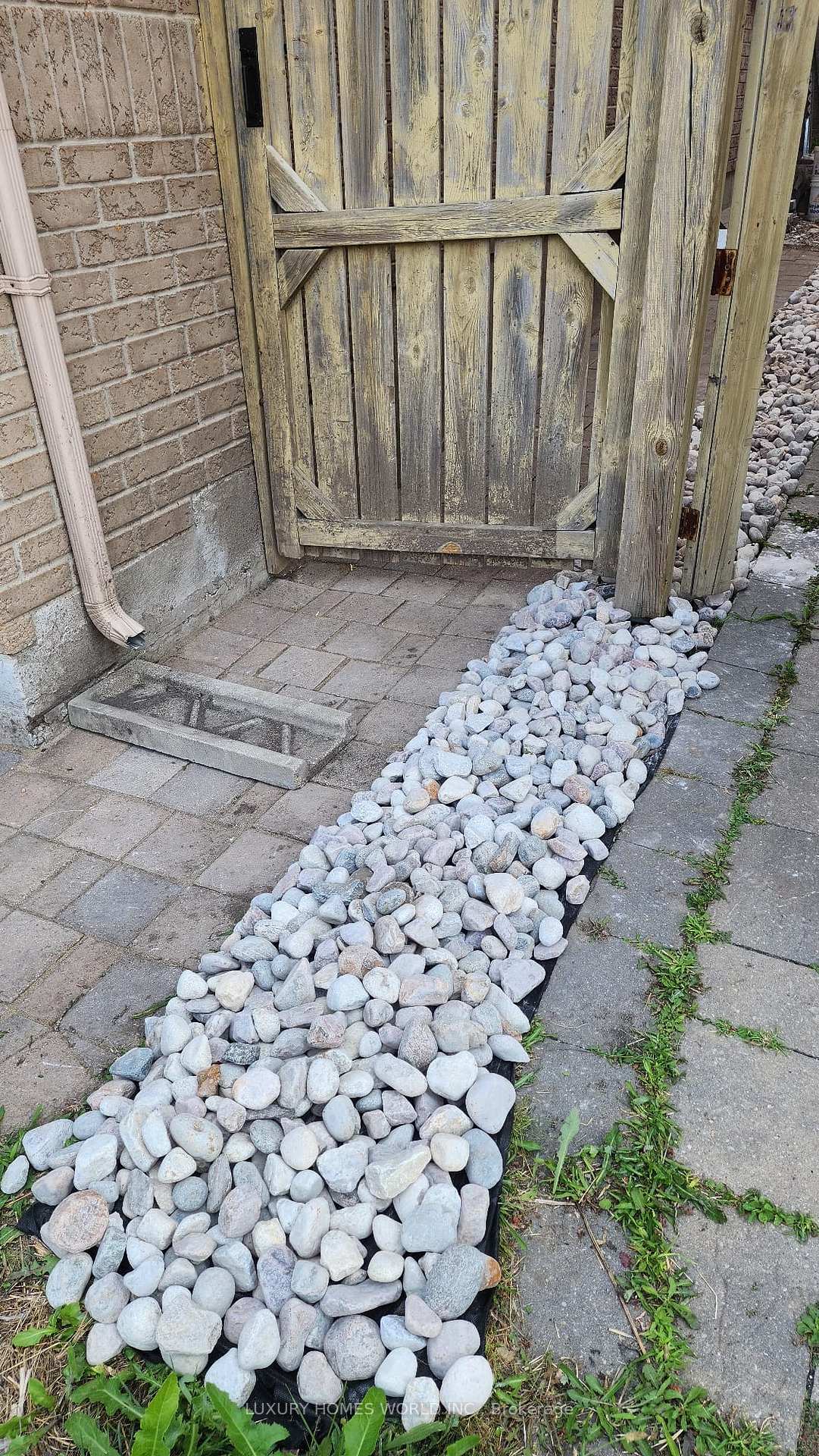 Photo 10 of 17 Eastvale Drive, Markham, Cedarwood — HOMEH